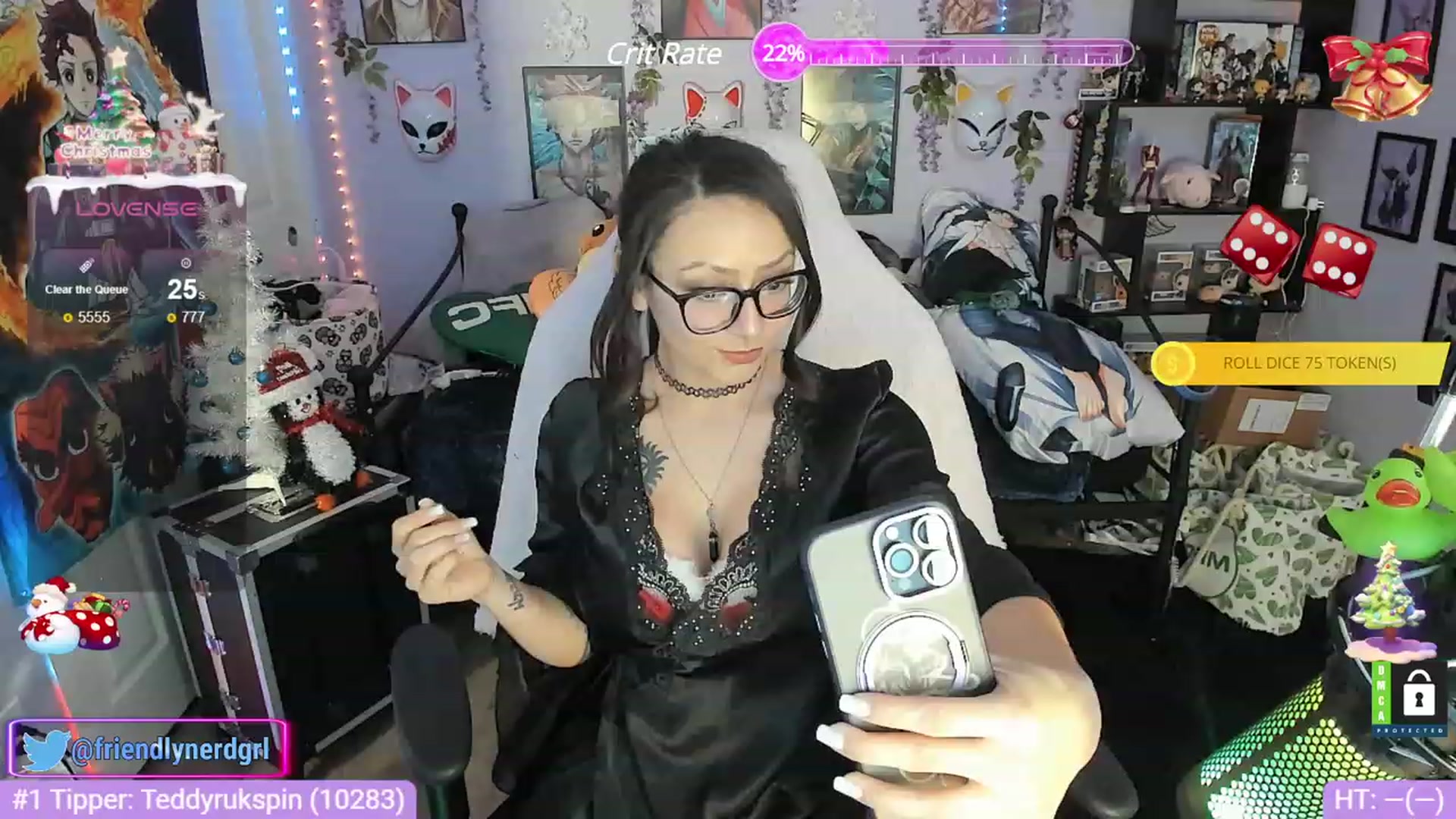 Gallery image thumbnail from Alyx_Singer's myfreecams stream on, 12/25/2023, 05:17 image 1 of 20