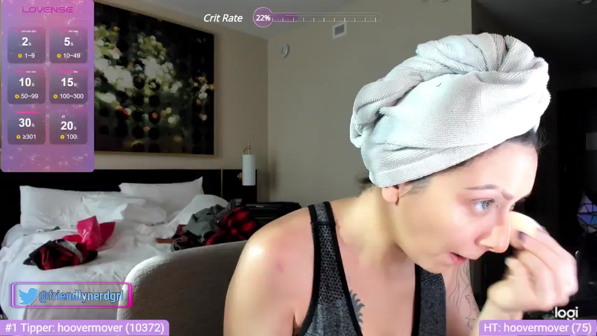 Gallery image thumbnail from Alyx_Singer's myfreecams stream on, 01/24/2024, 18:10 image 4 of 20