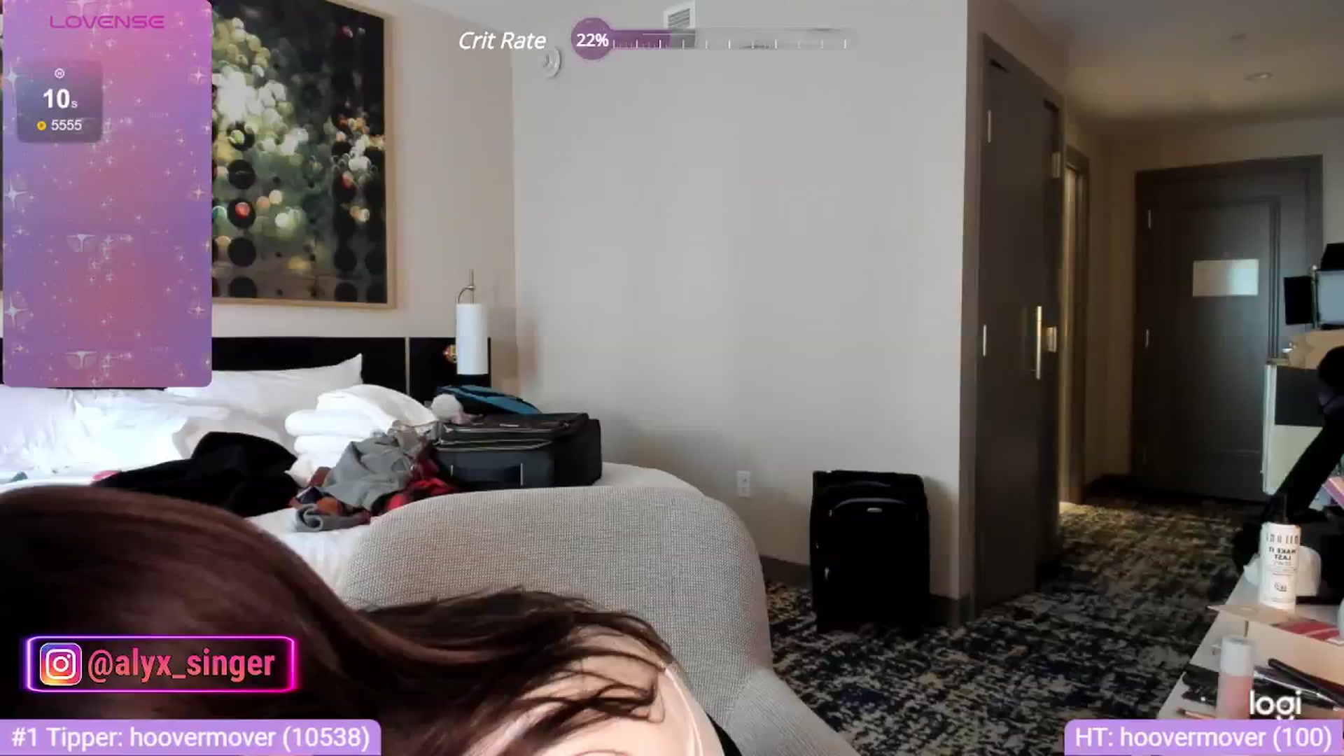 Gallery image thumbnail from Alyx_Singer's myfreecams stream on, 01/24/2024, 18:51 image 14 of 20