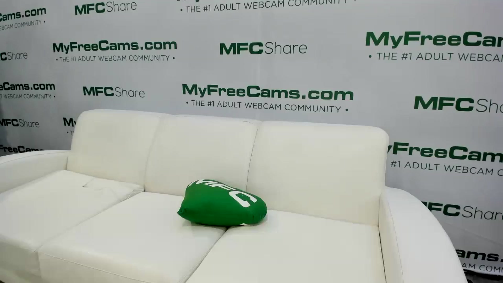 Gallery image thumbnail from Alyx_Singer's myfreecams stream on, 01/25/2024, 01:11 image 9 of 20