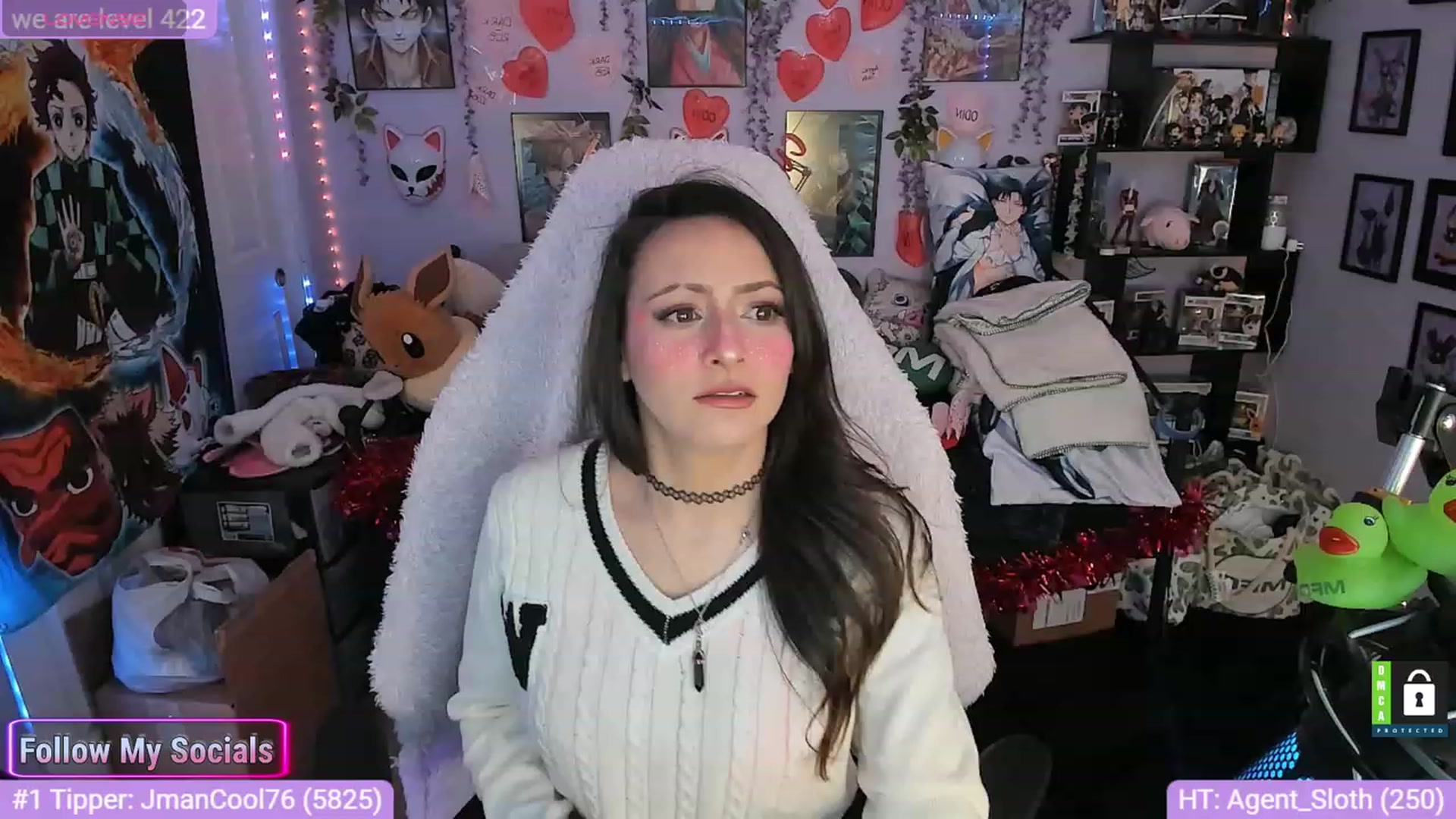 Gallery image thumbnail from Alyx_Singer's myfreecams stream on, 02/15/2024, 21:12 image 2 of 20