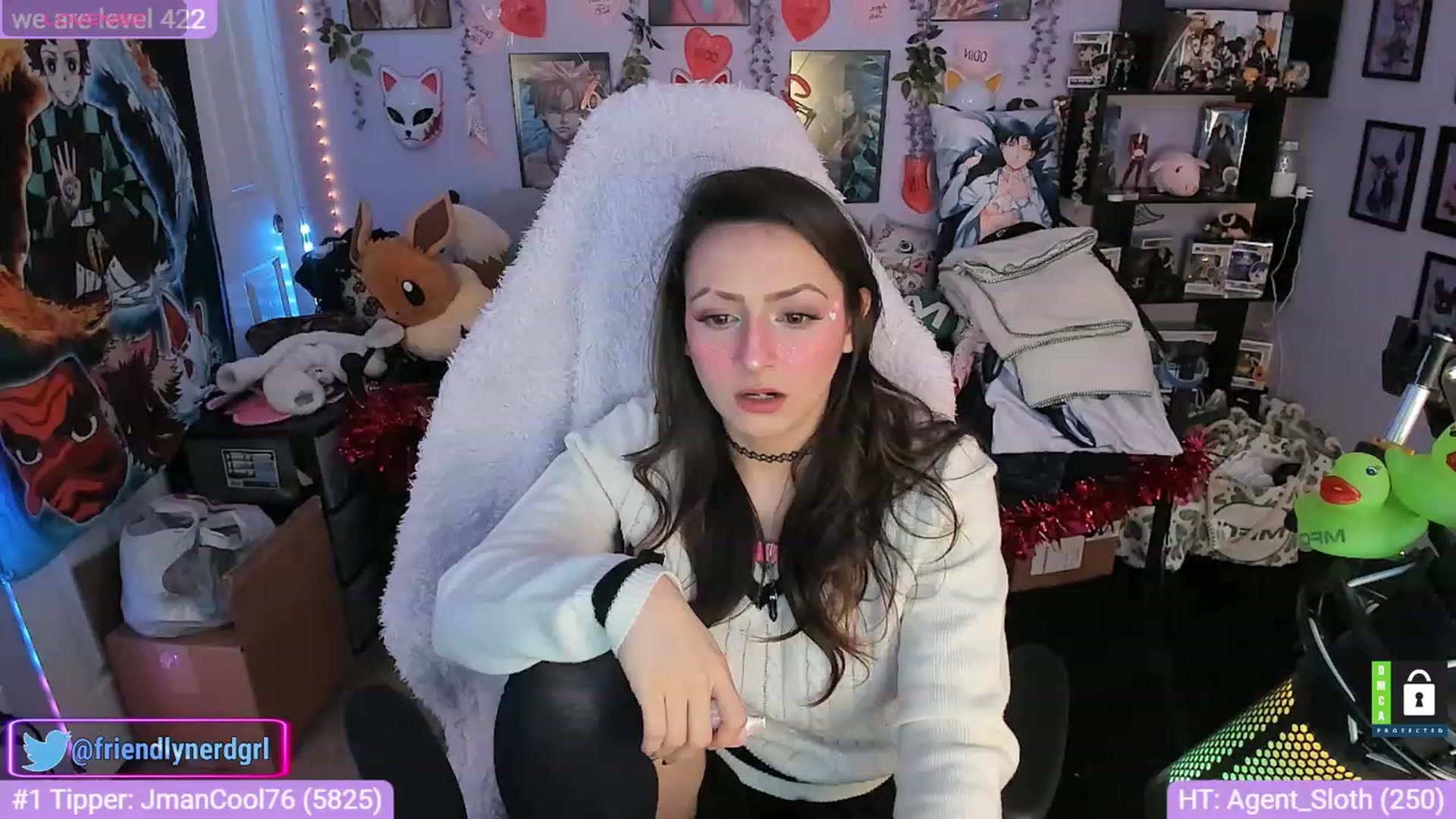 Gallery image thumbnail from Alyx_Singer's myfreecams stream on, 02/15/2024, 21:12 image 10 of 20