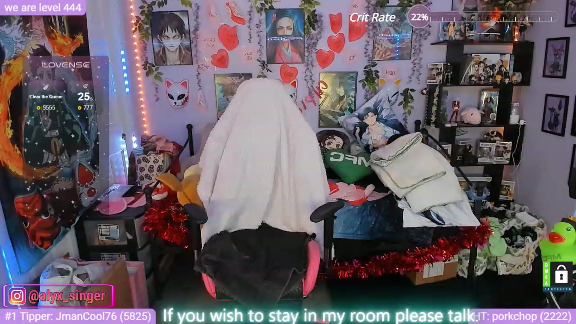 Gallery image thumbnail from Alyx_Singer's myfreecams stream on, 02/19/2024, 20:30 image 17 of 20