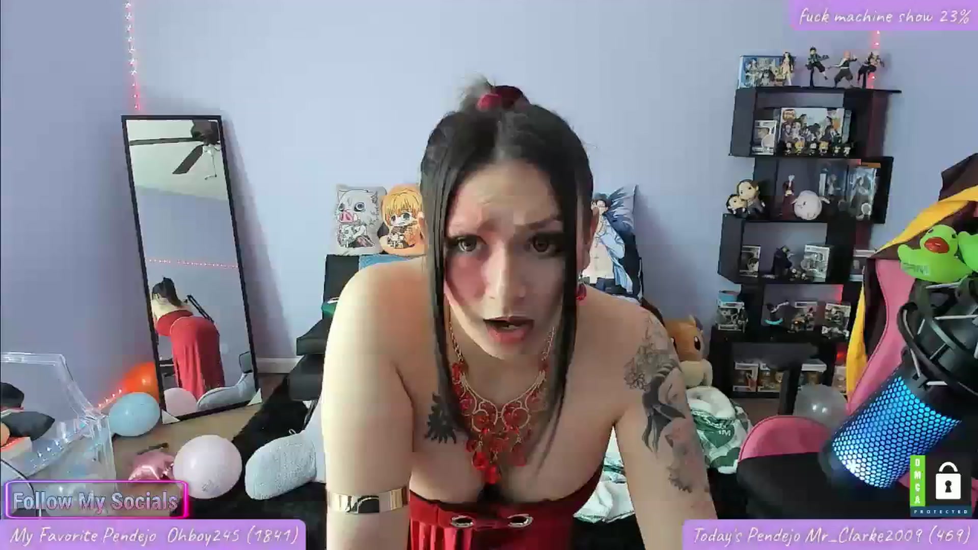 Gallery image thumbnail from Alyx_Singer's myfreecams stream on, 04/08/2024, 19:34 image 1 of 20
