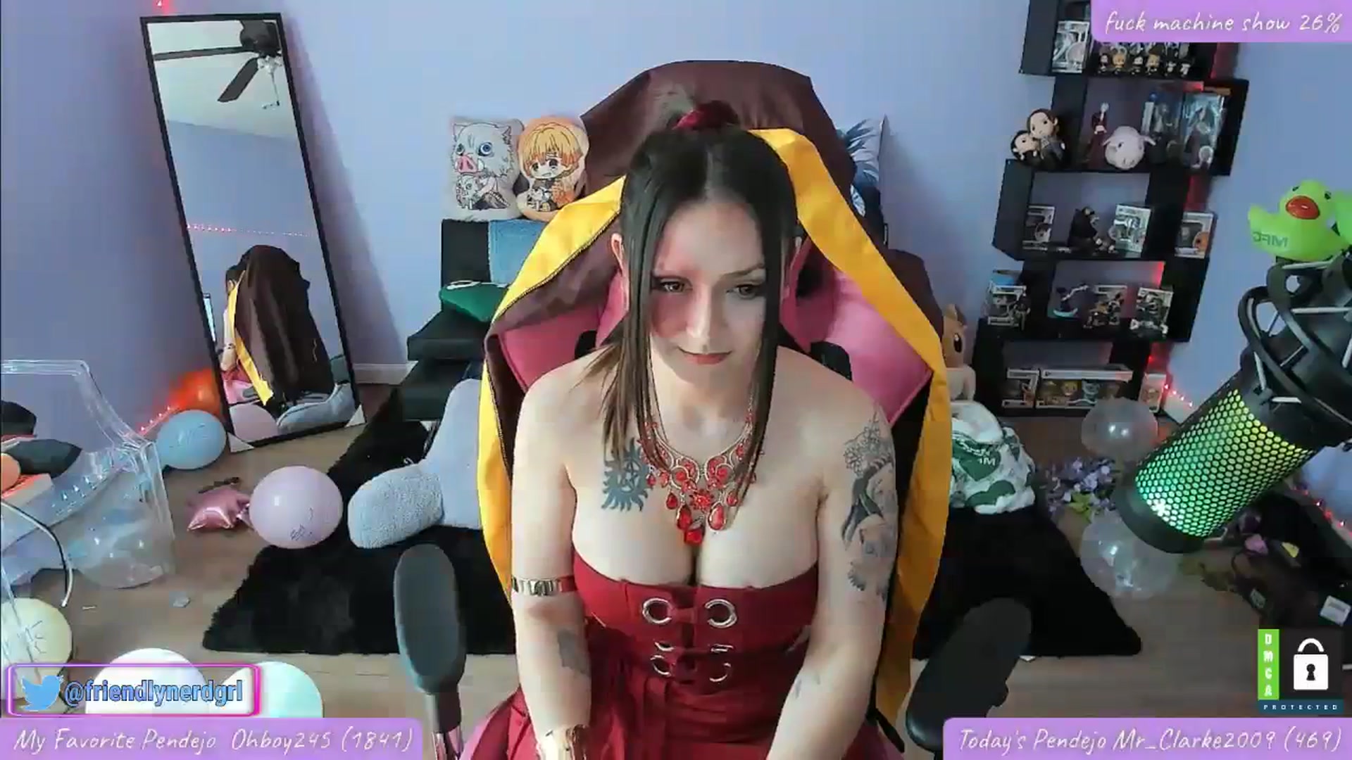 Gallery image thumbnail from Alyx_Singer's myfreecams stream on, 04/08/2024, 19:34 image 9 of 20
