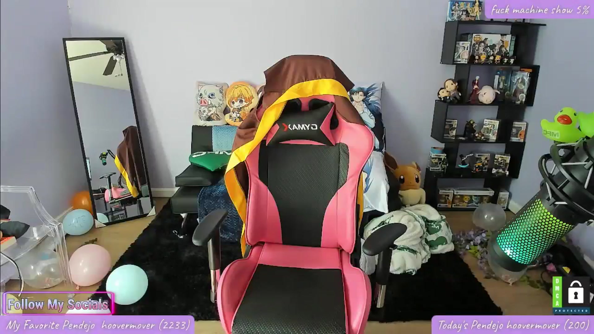 Gallery image thumbnail from Alyx_Singer's myfreecams stream on, 04/09/2024, 18:58 image 12 of 20
