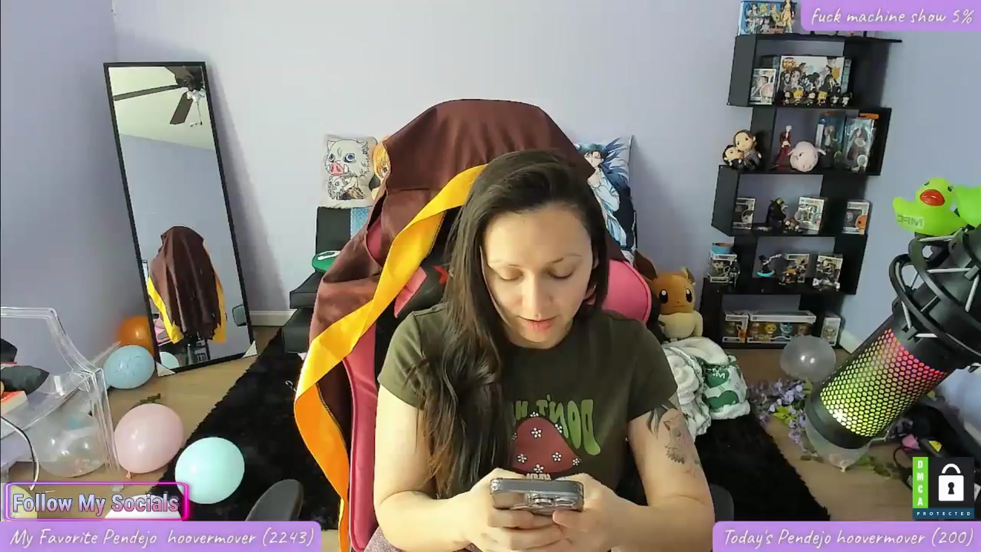 Gallery image thumbnail from Alyx_Singer's myfreecams stream on, 04/09/2024, 18:58 image 14 of 20