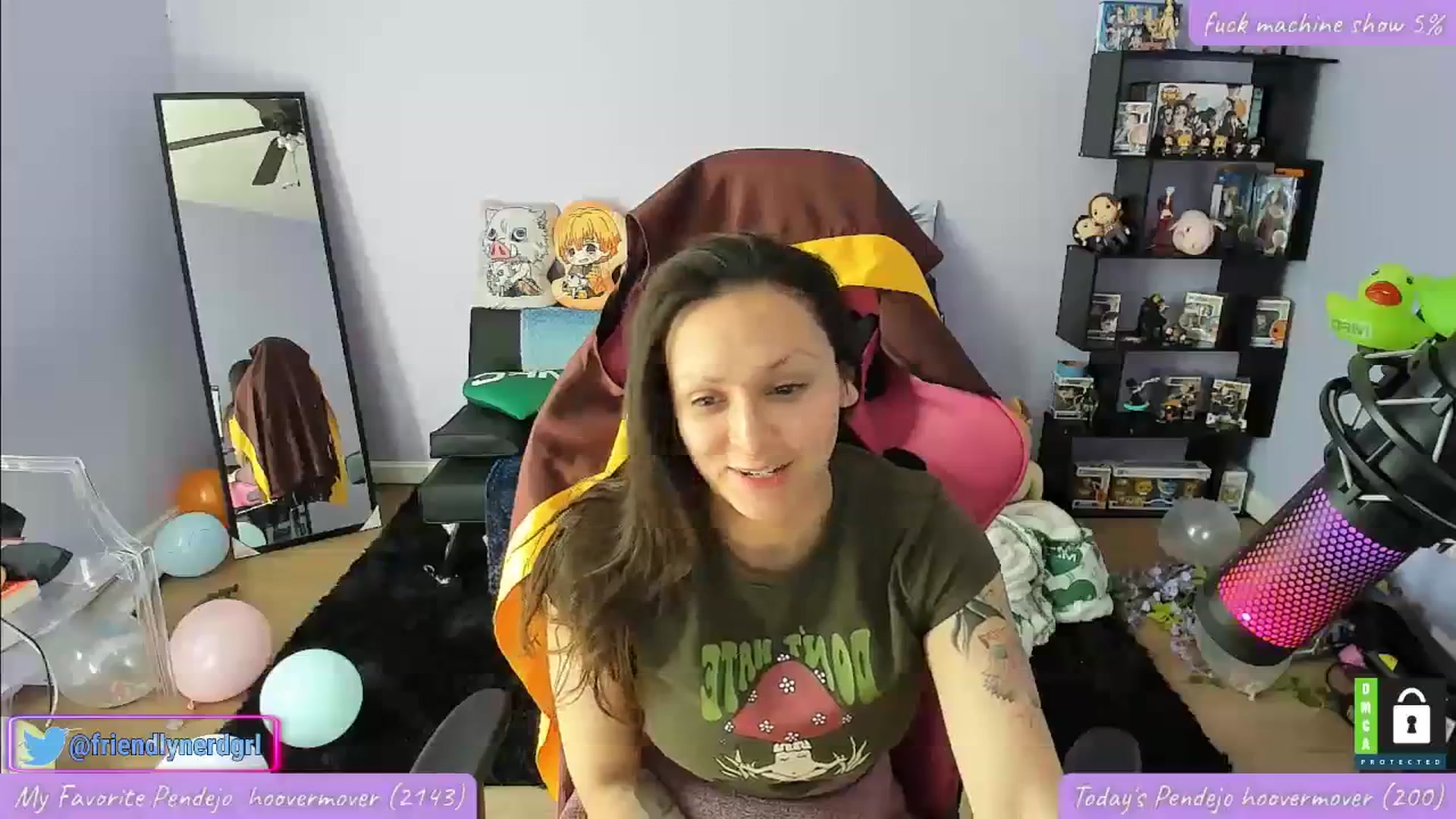 Gallery image thumbnail from Alyx_Singer's myfreecams stream on, 04/09/2024, 18:58 image 3 of 20
