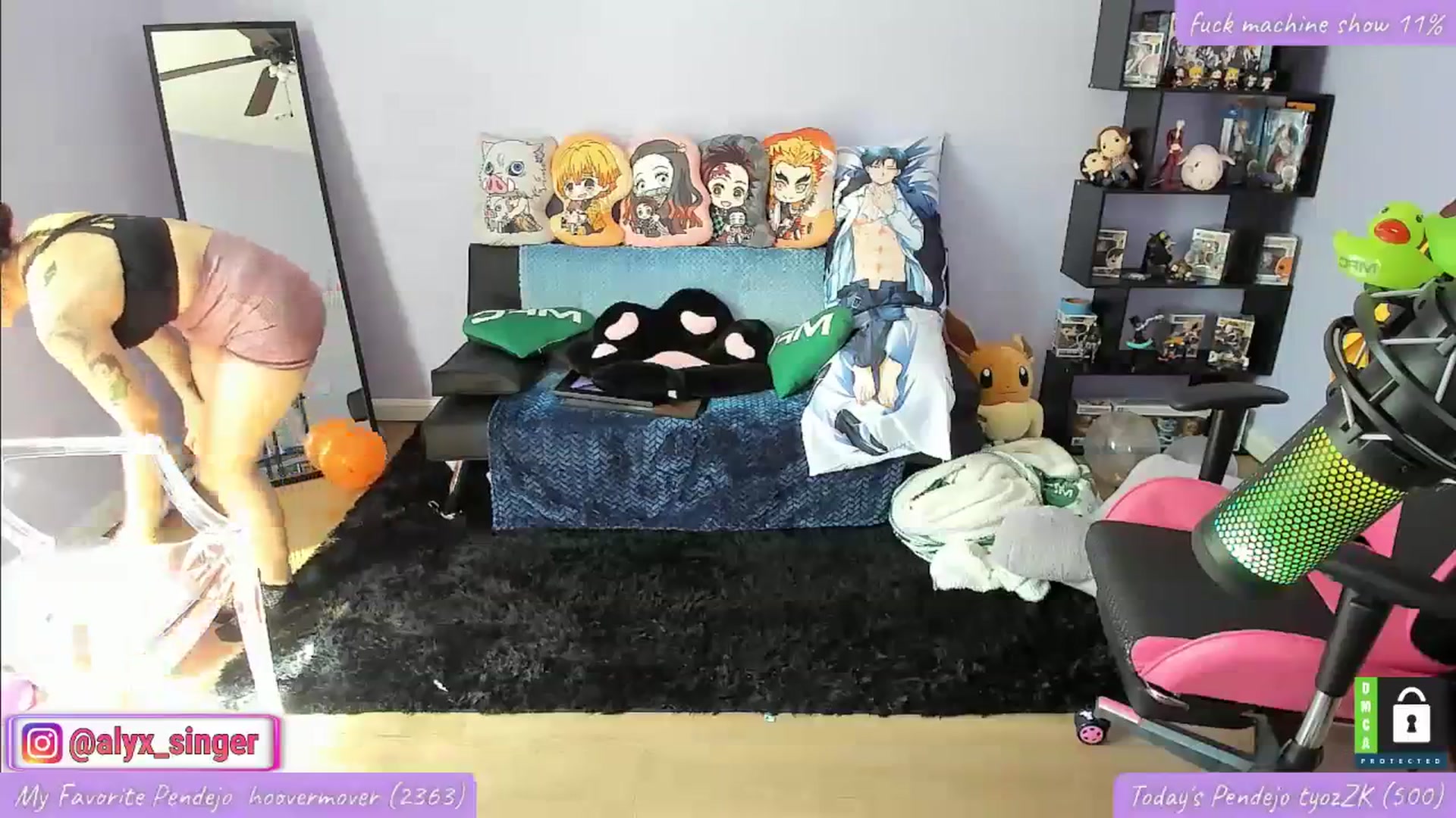 Gallery image thumbnail from Alyx_Singer's myfreecams stream on, 04/09/2024, 20:48 image 12 of 20