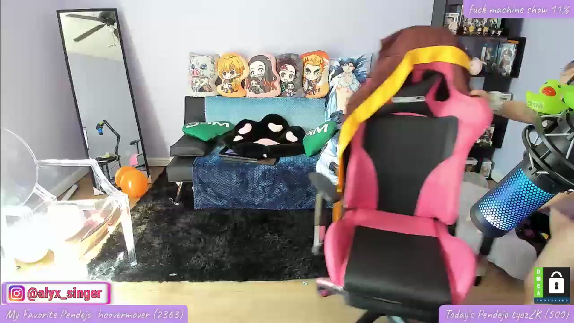 Gallery image thumbnail from Alyx_Singer's myfreecams stream on, 04/09/2024, 20:48 image 14 of 20