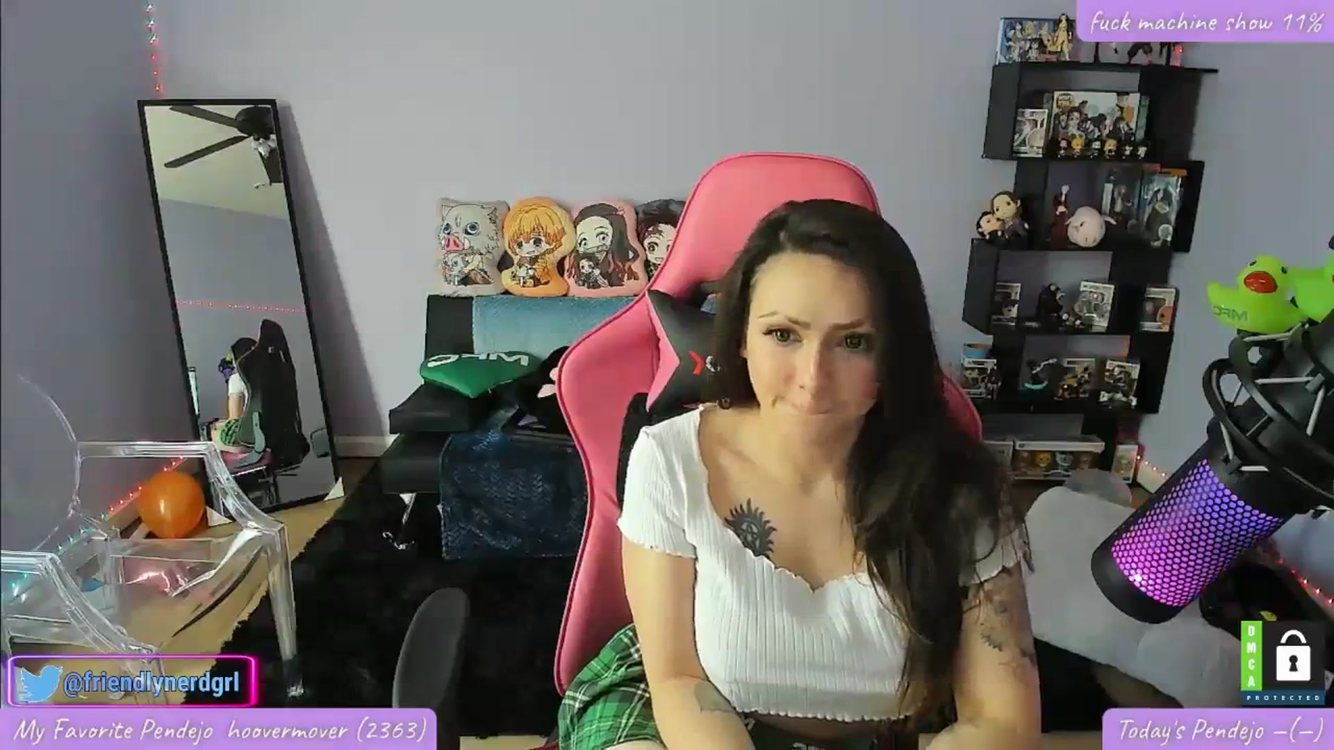 Gallery image thumbnail from Alyx_Singer's myfreecams stream on, 04/11/2024, 17:49 image 3 of 20