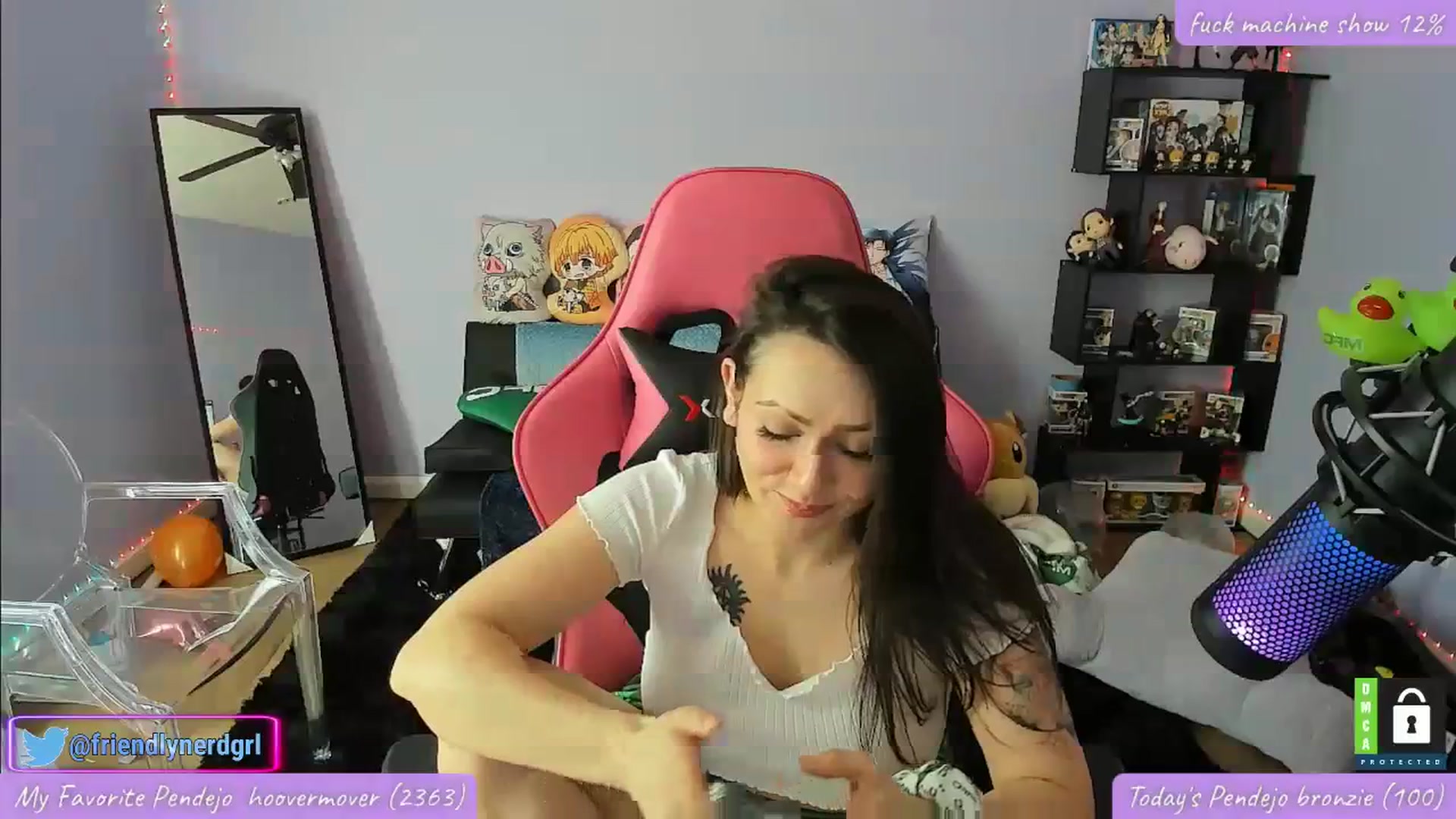 Gallery image thumbnail from Alyx_Singer's myfreecams stream on, 04/11/2024, 17:49 image 13 of 20