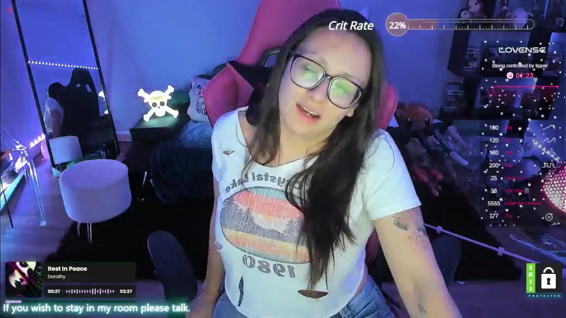 Gallery image thumbnail from Alyx_Singer's myfreecams stream on, 05/15/2024, 04:54 image 13 of 20