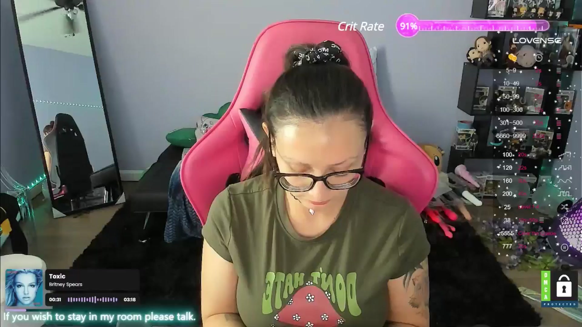 Gallery image thumbnail from Alyx_Singer's myfreecams stream on, 05/28/2024, 17:17 image 19 of 20