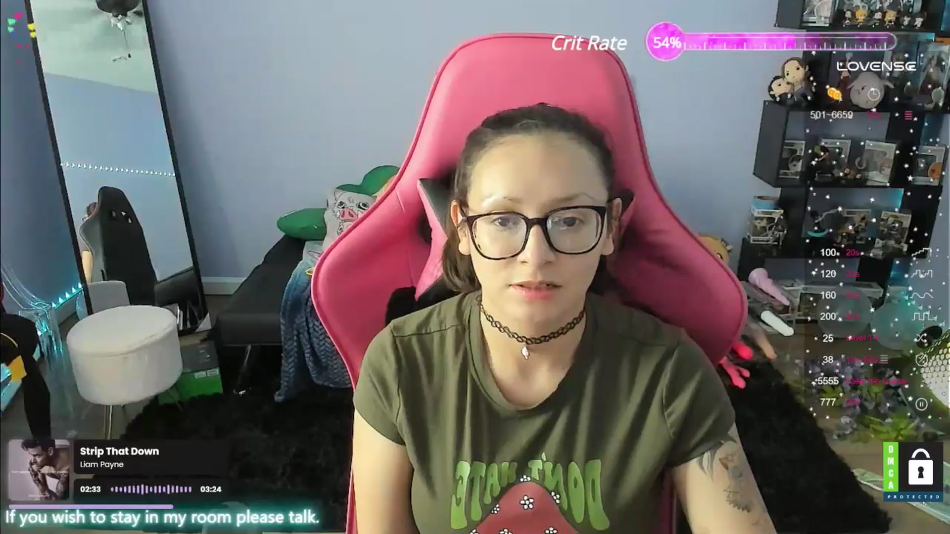 Gallery image thumbnail from Alyx_Singer's myfreecams stream on, 05/28/2024, 17:17 image 12 of 20