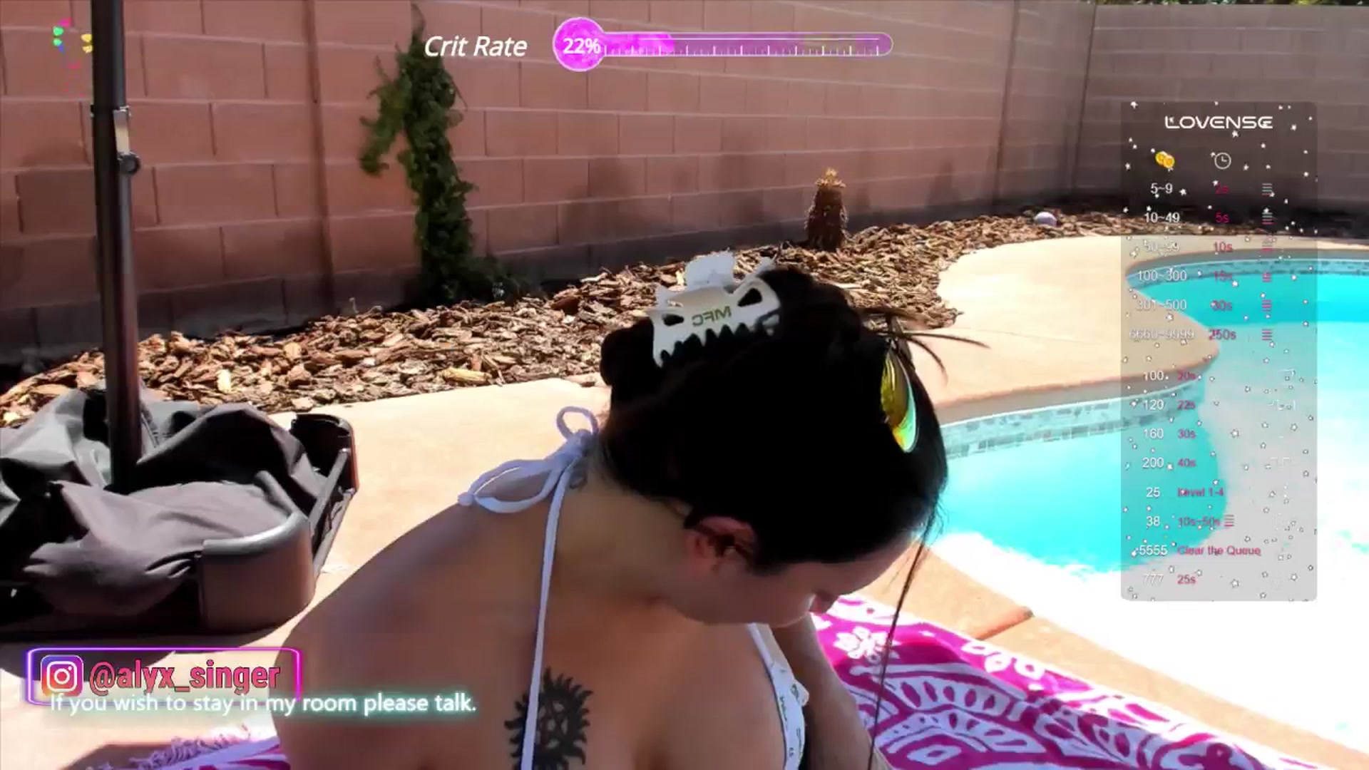 Gallery image thumbnail from Alyx_Singer's myfreecams stream on, 06/07/2024, 18:20 image 11 of 20