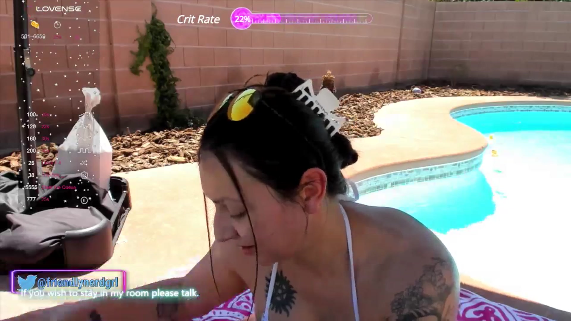 Gallery image thumbnail from Alyx_Singer's myfreecams stream on, 06/07/2024, 18:20 image 18 of 20