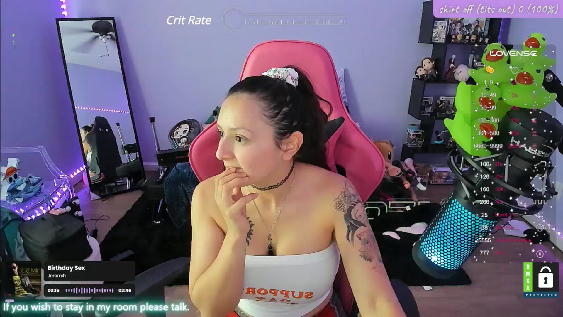 Gallery image thumbnail from Alyx_Singer's myfreecams stream on, 06/17/2024, 20:10 image 4 of 20
