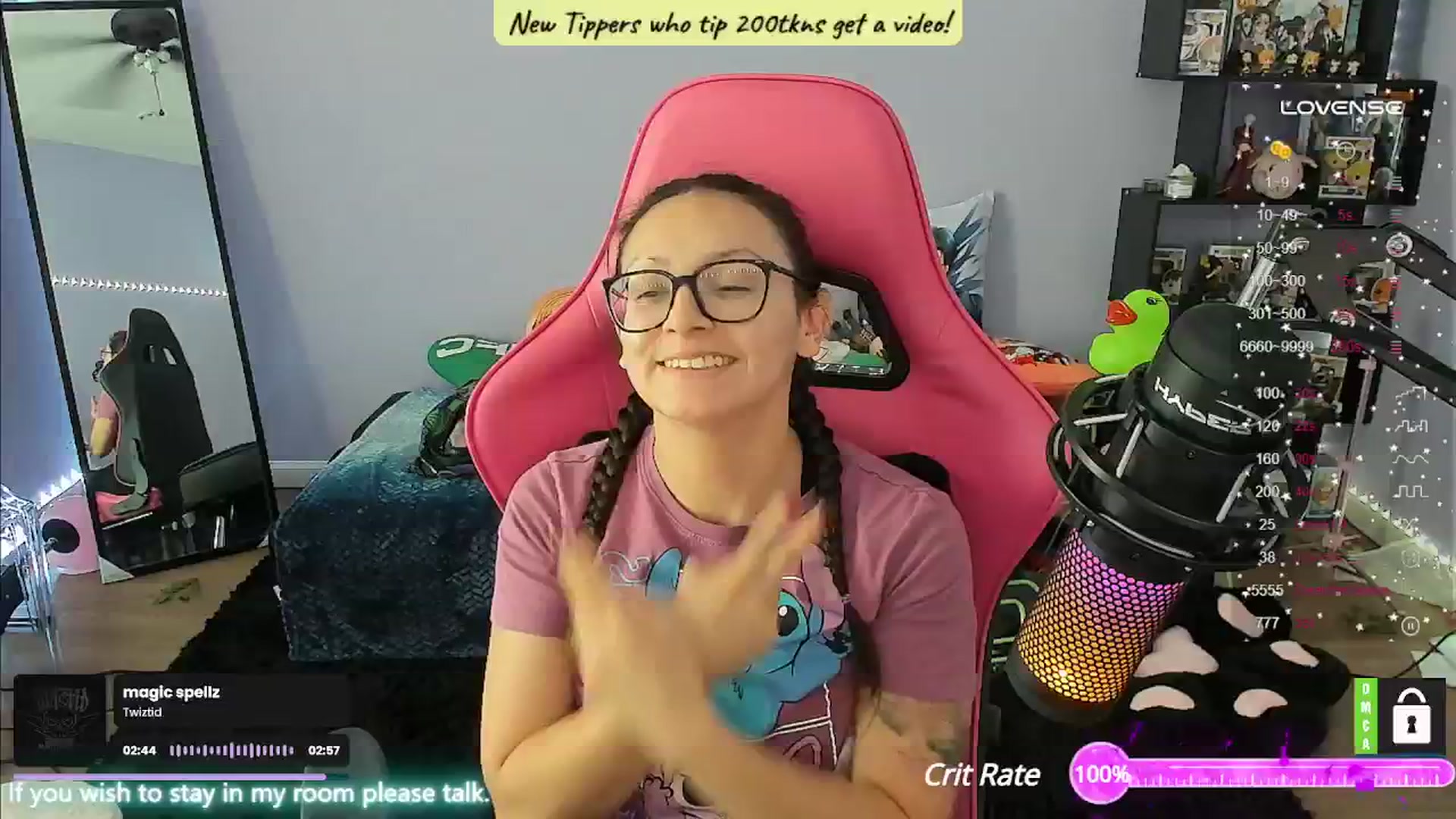 Gallery image thumbnail from Alyx_Singer's myfreecams stream on, 07/02/2024, 19:20 image 13 of 20