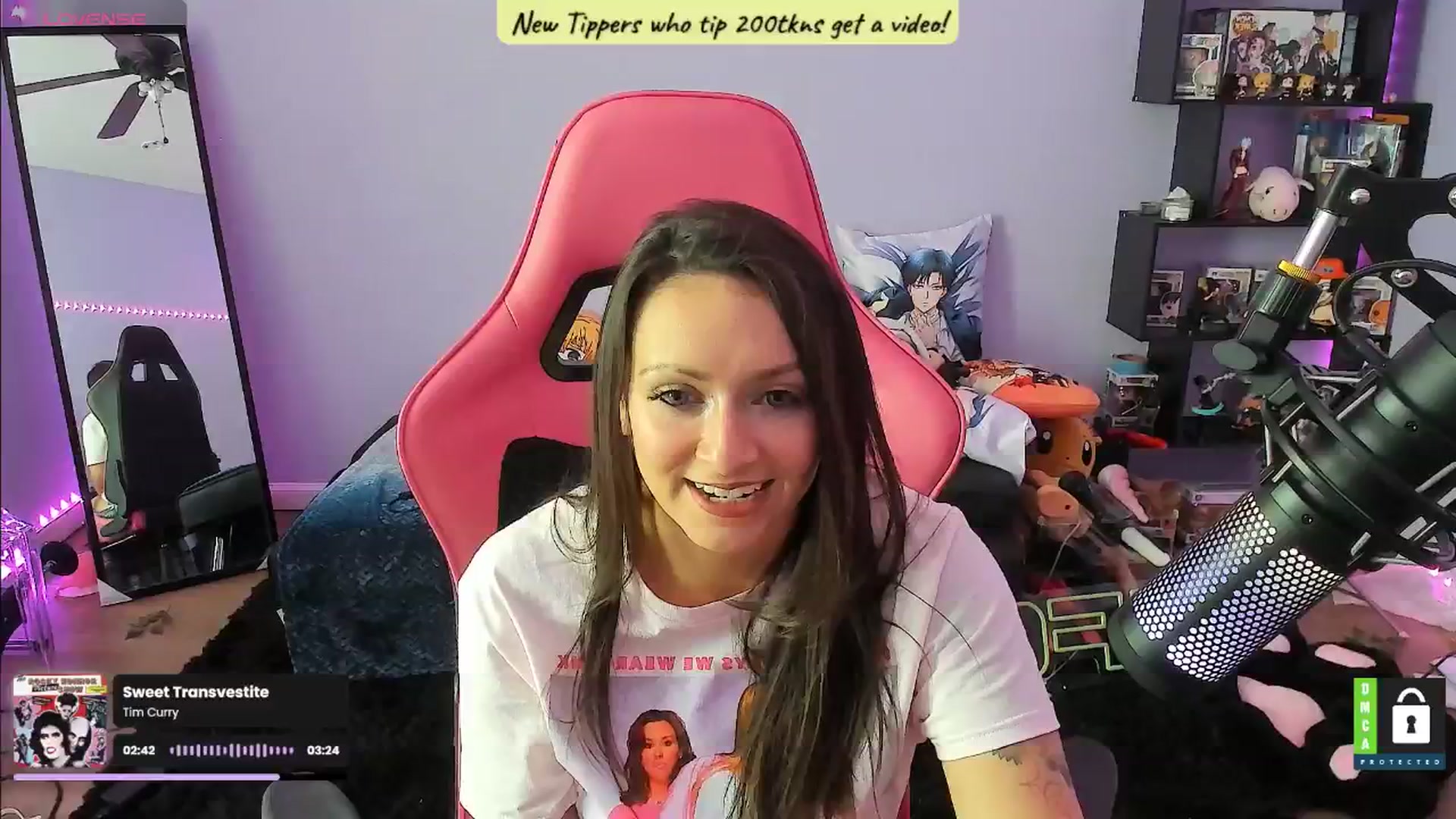 Gallery image thumbnail from Alyx_Singer's myfreecams stream on, 07/31/2024, 17:03 image 2 of 20