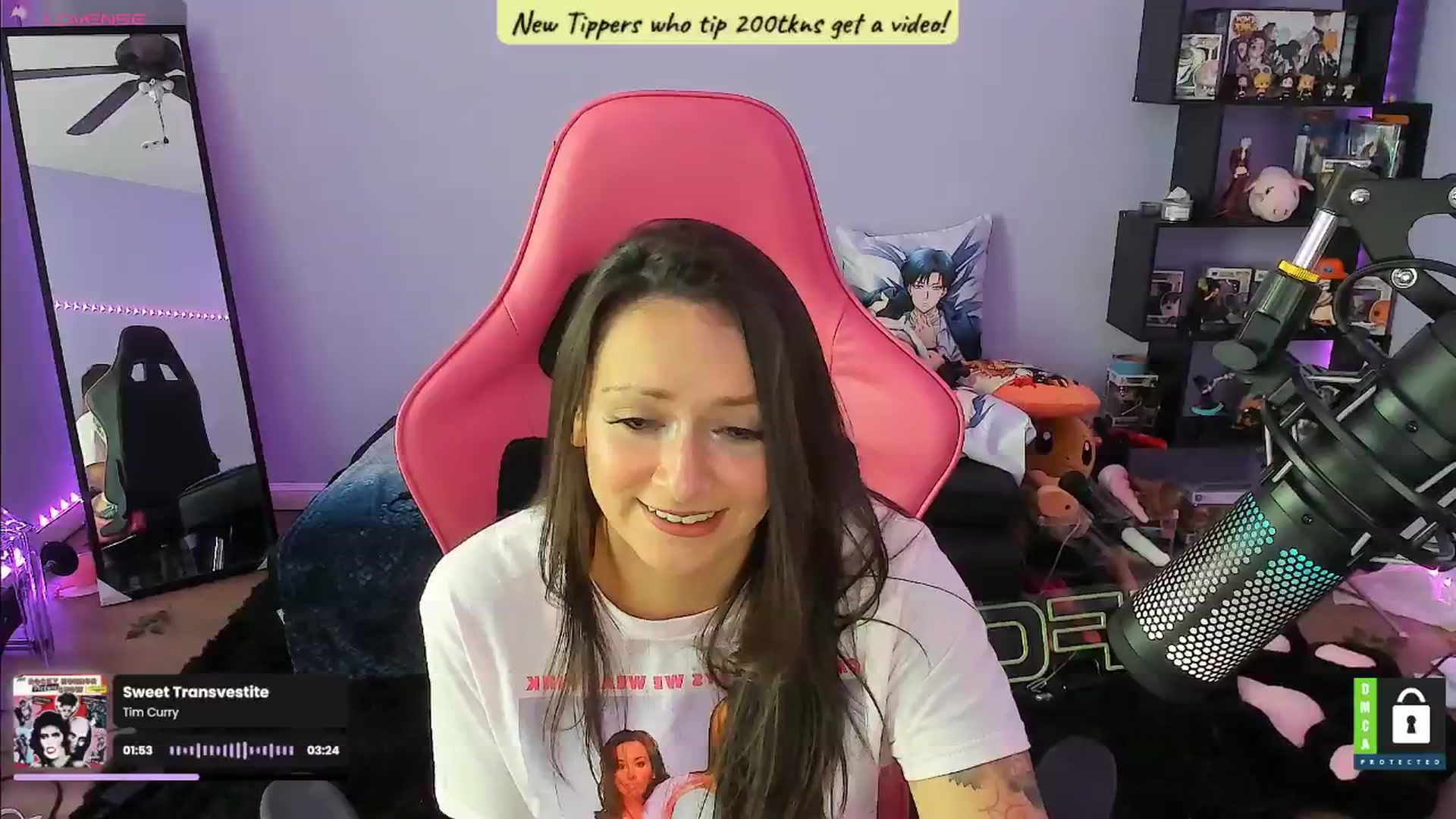 Gallery image thumbnail from Alyx_Singer's myfreecams stream on, 07/31/2024, 17:03 image 1 of 20