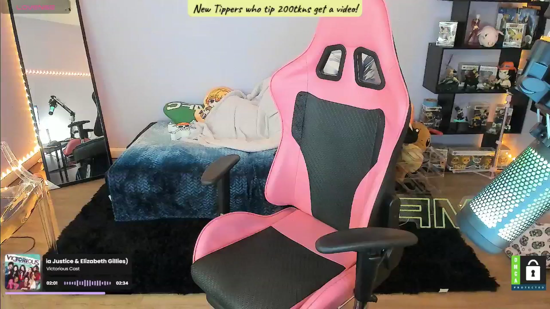 Gallery image thumbnail from Alyx_Singer's myfreecams stream on, 08/13/2024, 18:53 image 20 of 20