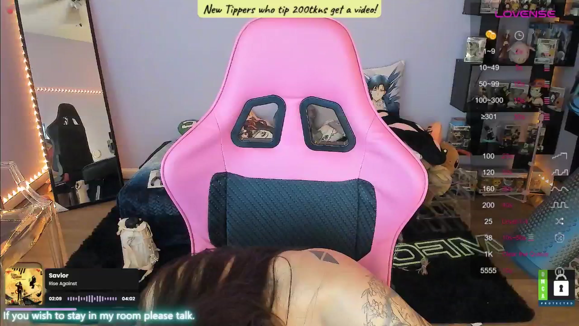 Gallery image thumbnail from Alyx_Singer's myfreecams stream on, 08/15/2024, 17:19 image 18 of 20