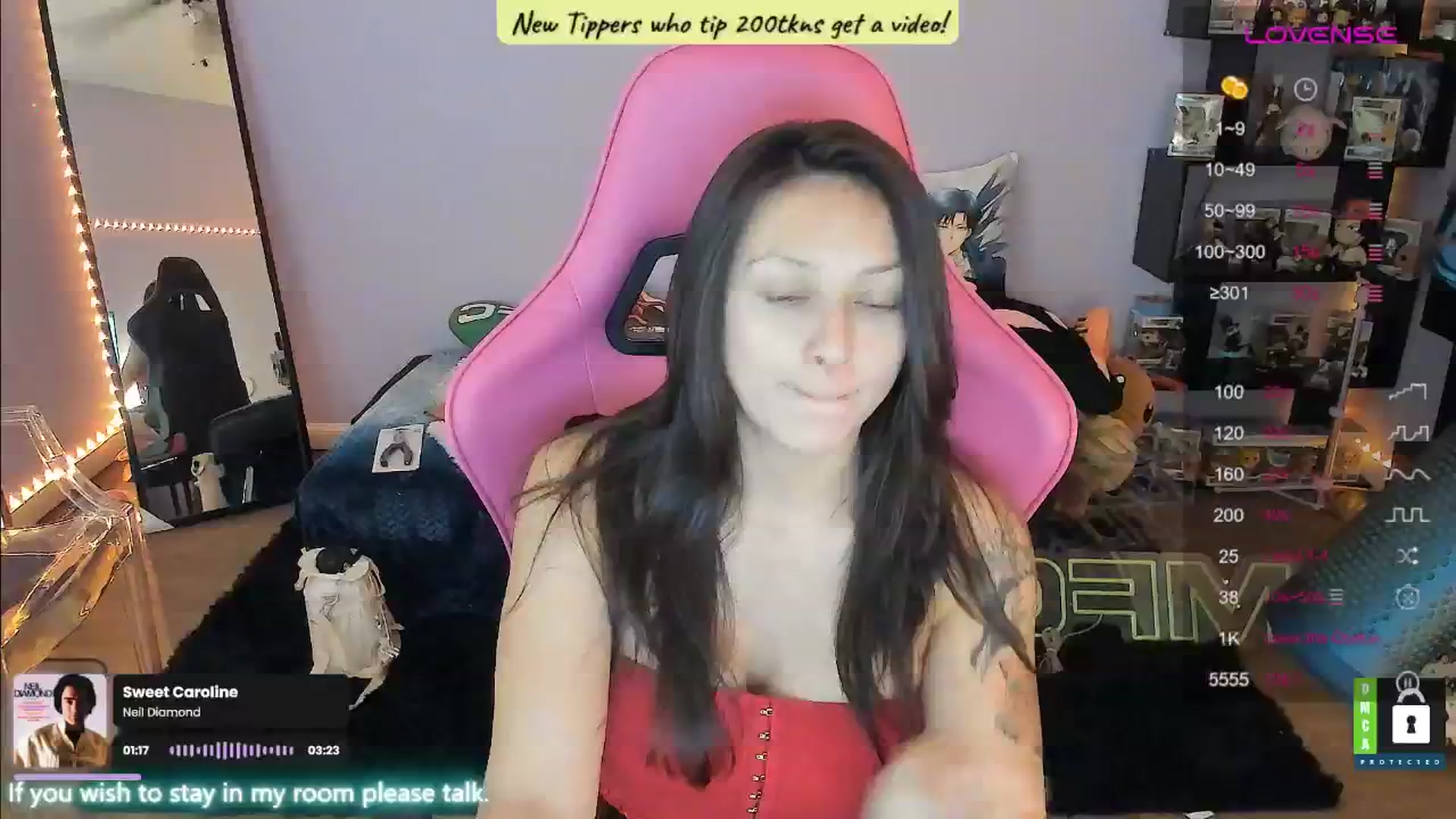 Gallery image thumbnail from Alyx_Singer's myfreecams stream on, 08/15/2024, 17:19 image 1 of 20