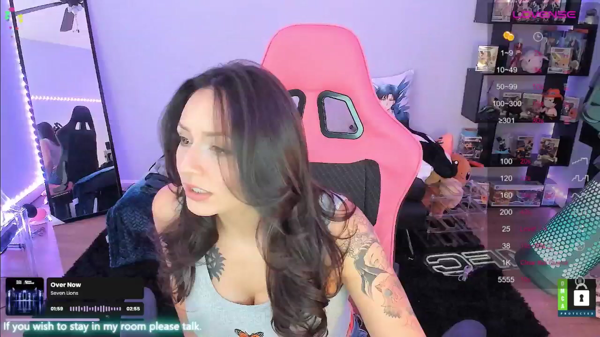 Gallery image thumbnail from Alyx_Singer's myfreecams stream on, 08/23/2024, 19:59 image 4 of 20