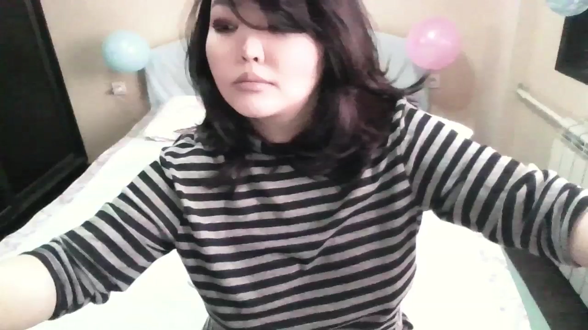 Gallery image thumbnail from AmaISan_BDay's myfreecams stream on, 10/04/2023, 05:22 image 2 of 20