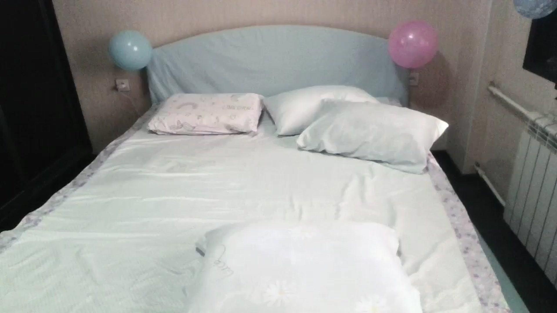 Gallery image thumbnail from AmaISan_BDay's myfreecams stream on, 10/04/2023, 05:22 image 3 of 20