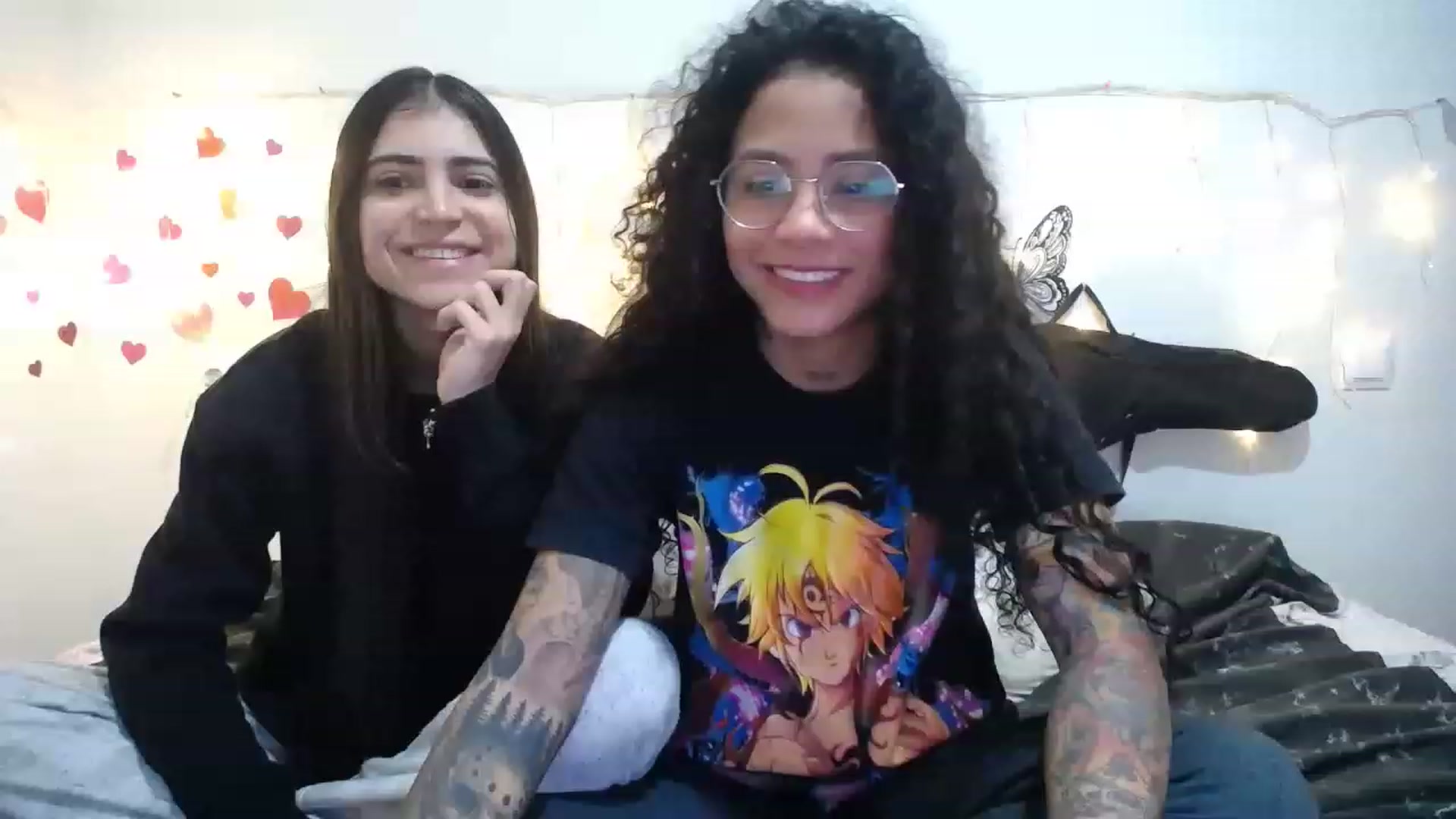 Gallery image thumbnail from Ama_music's myfreecams stream on, 01/09/2023, 09:19 image 10 of 20