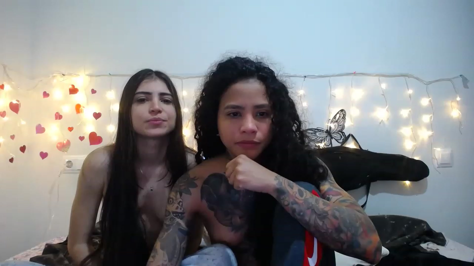 Gallery image thumbnail from Ama_music's myfreecams stream on, 01/09/2023, 09:51 image 2 of 20