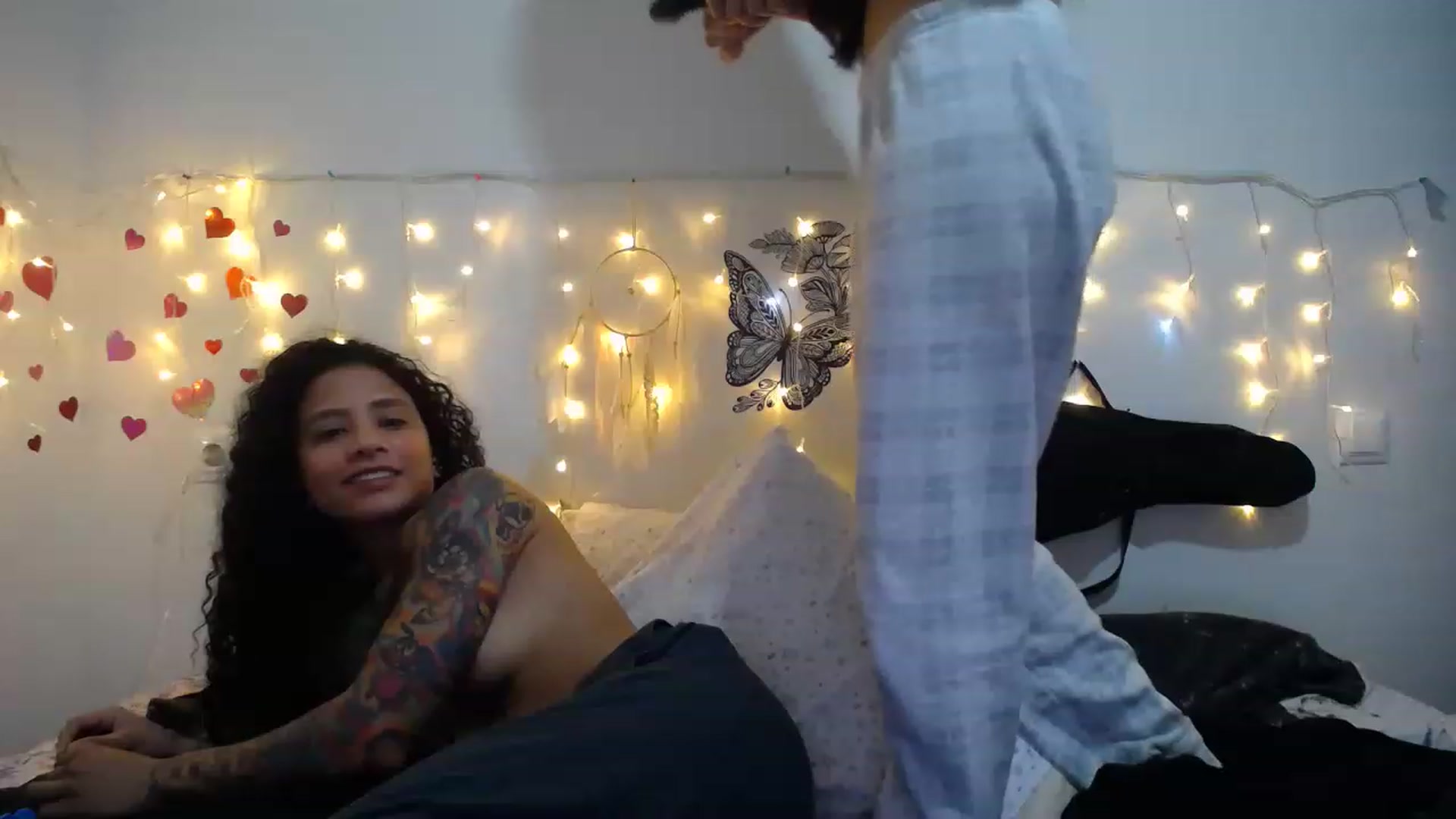 Gallery image thumbnail from Ama_music's myfreecams stream on, 01/09/2023, 09:51 image 4 of 20
