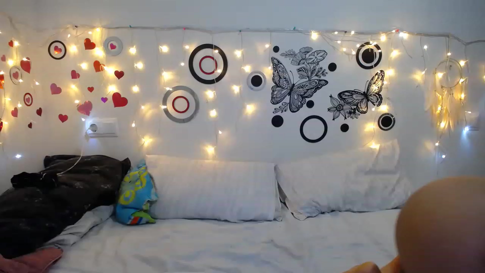 Gallery image thumbnail from Ama_music's myfreecams stream on, 01/15/2023, 10:18 image 4 of 20