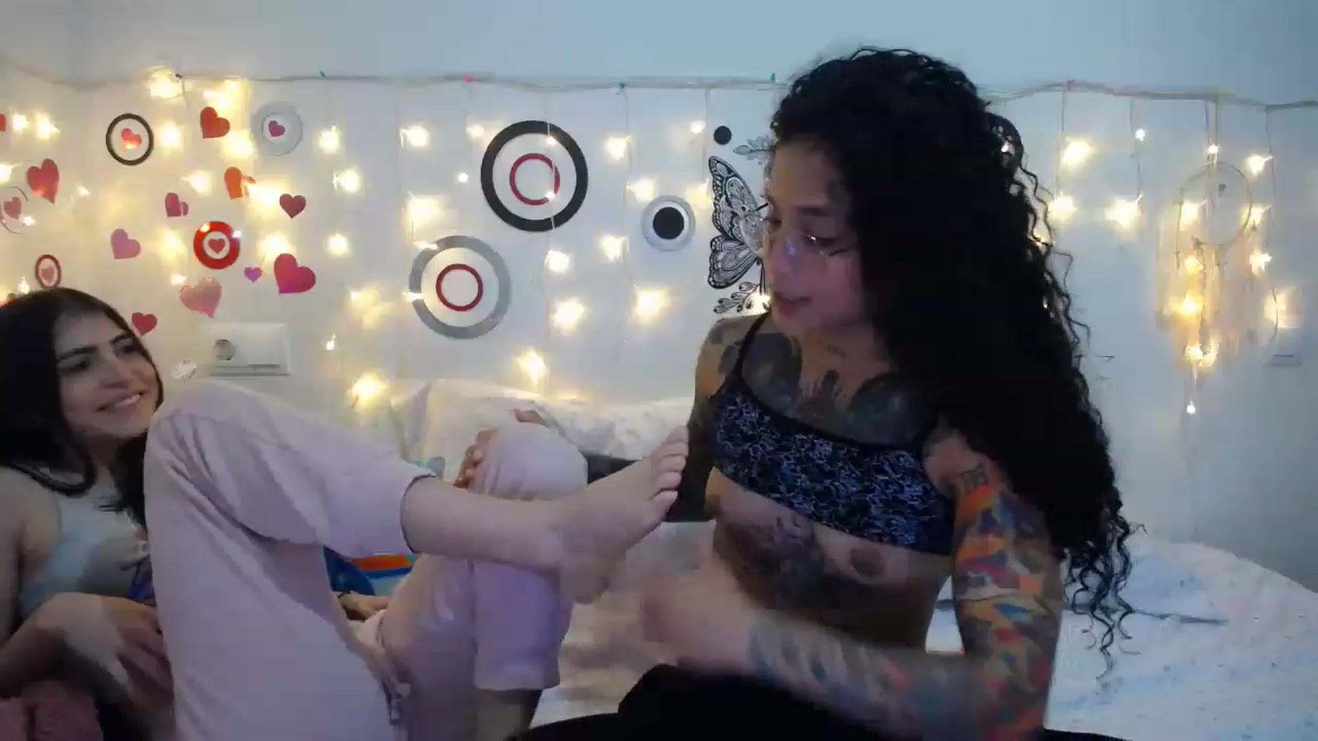 Gallery image thumbnail from Ama_music's myfreecams stream on, 01/23/2023, 11:22 image 10 of 20