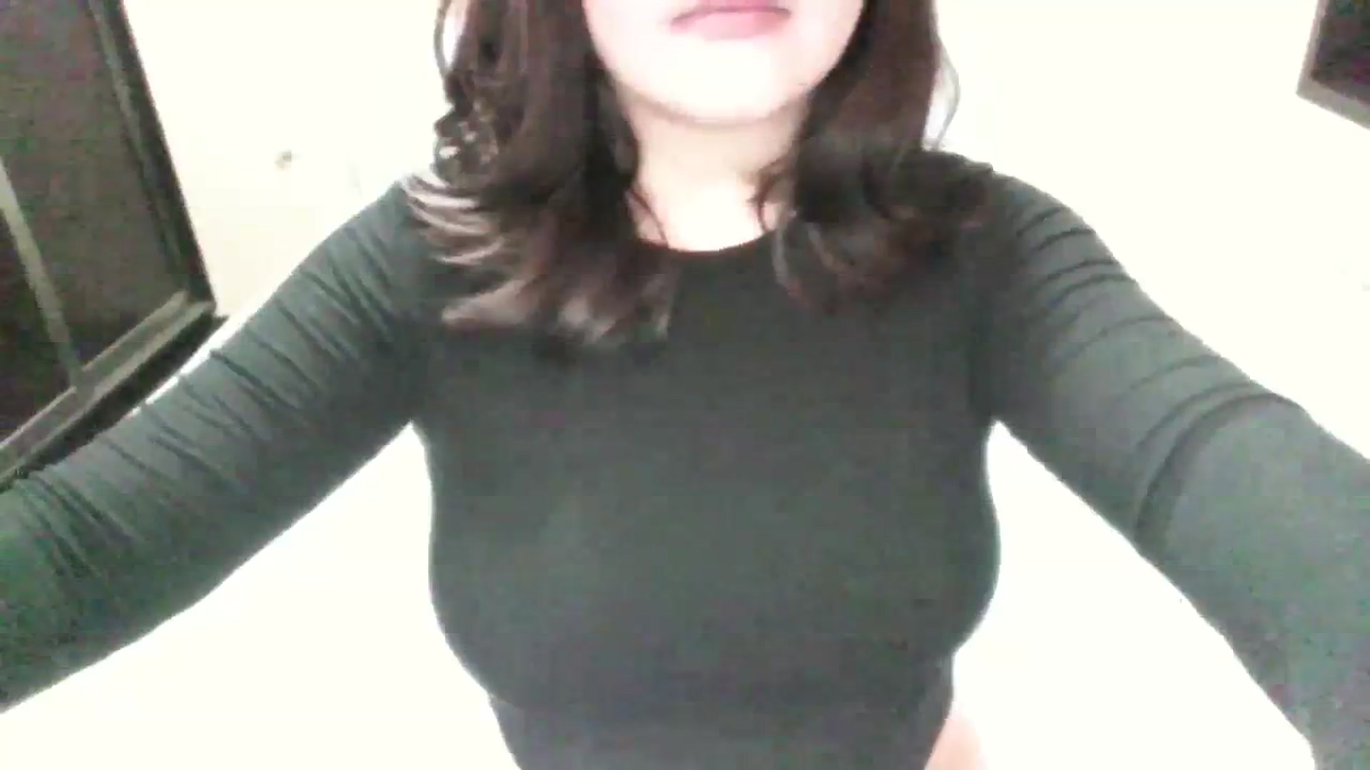 Gallery image thumbnail from AmaiChan's myfreecams stream on, 09/14/2023, 15:30 image 18 of 20