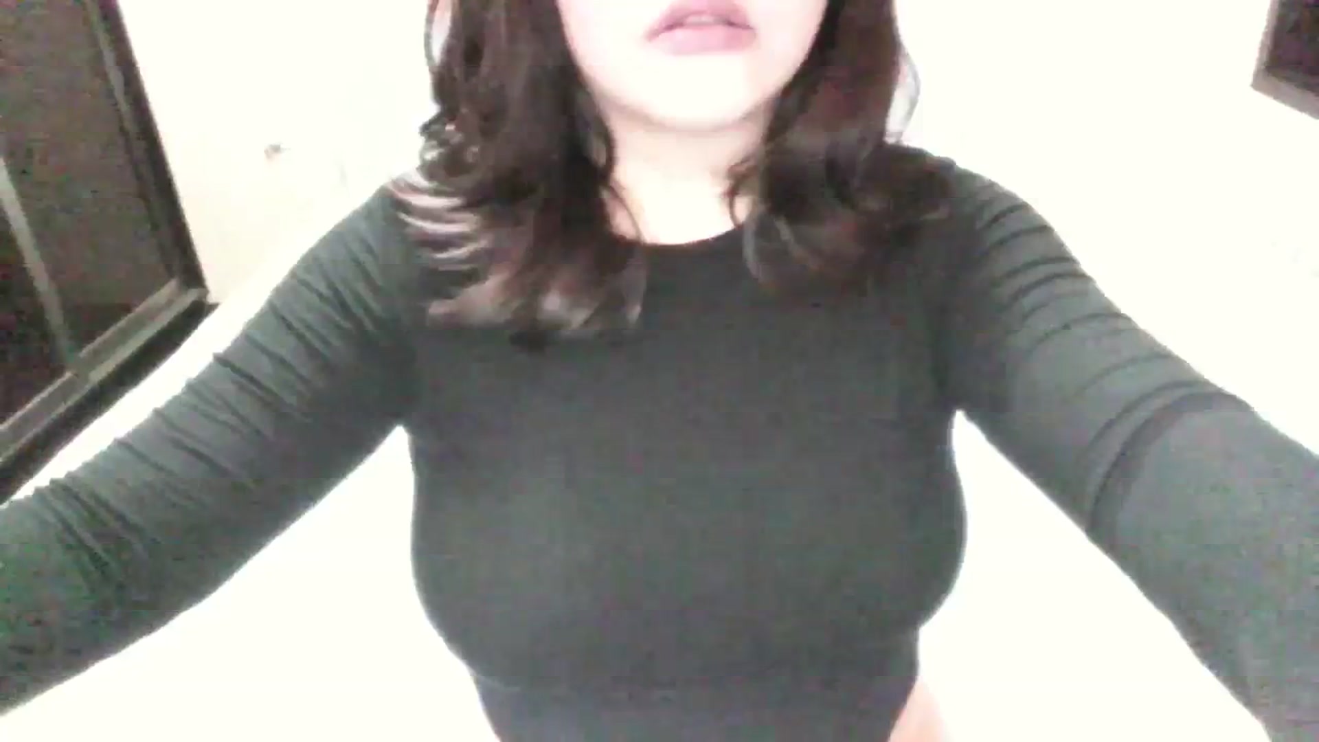 Gallery image thumbnail from AmaiChan's myfreecams stream on, 09/14/2023, 15:30 image 20 of 20