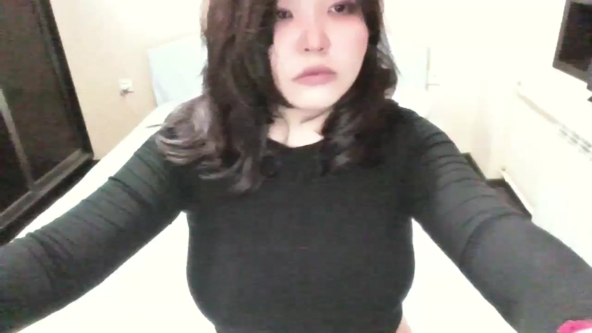 Gallery image thumbnail from AmaiChan's myfreecams stream on, 09/14/2023, 15:55 image 3 of 20