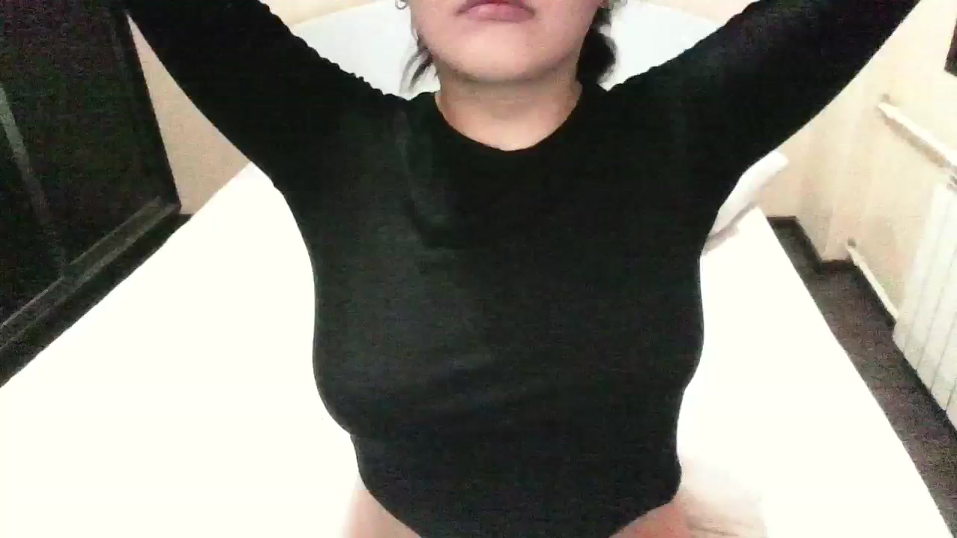 Gallery image thumbnail from AmaiChan's myfreecams stream on, 09/15/2023, 15:49 image 18 of 20