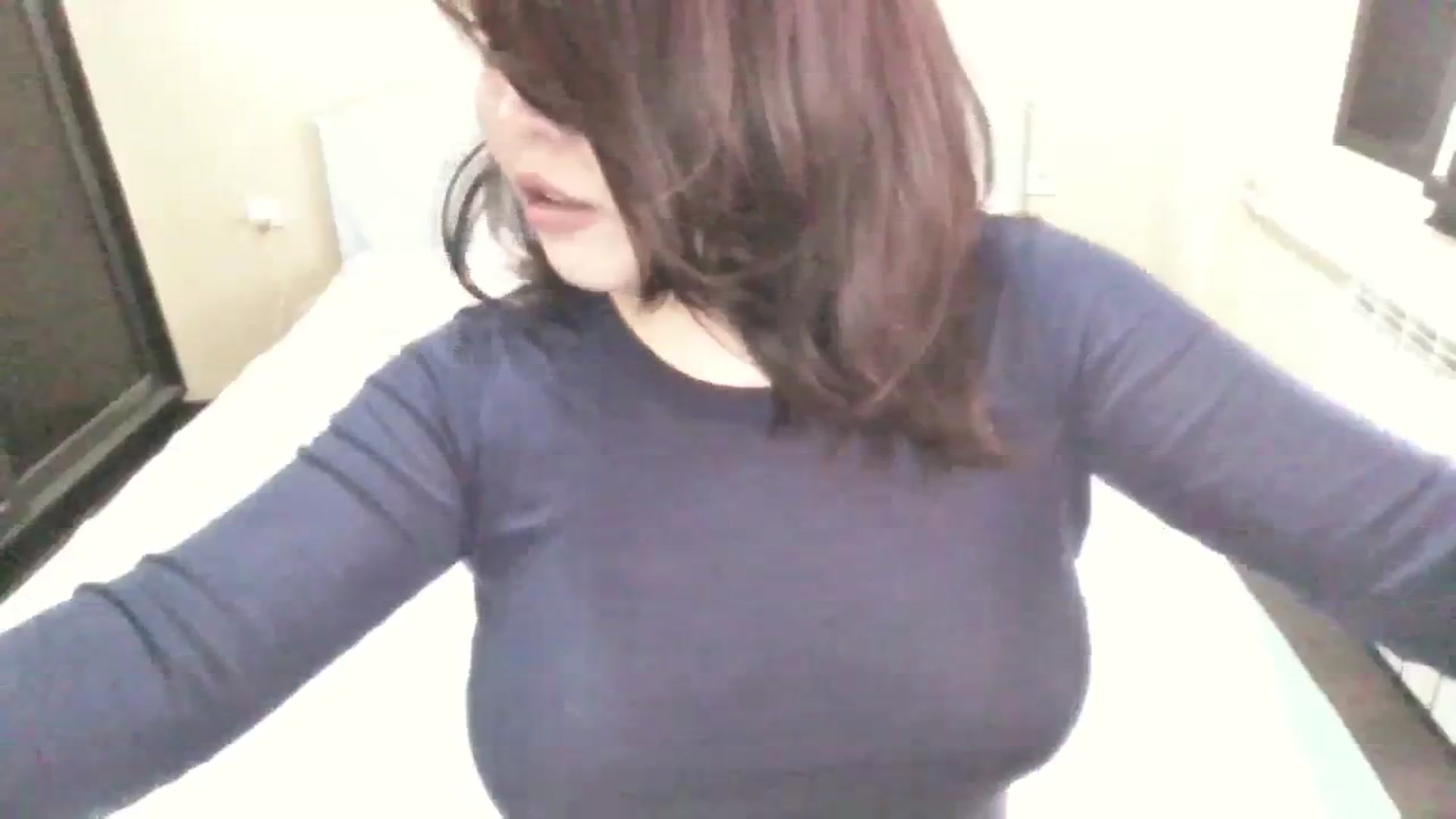 Gallery image thumbnail from AmaiChan's myfreecams stream on, 09/17/2023, 06:50 image 7 of 20