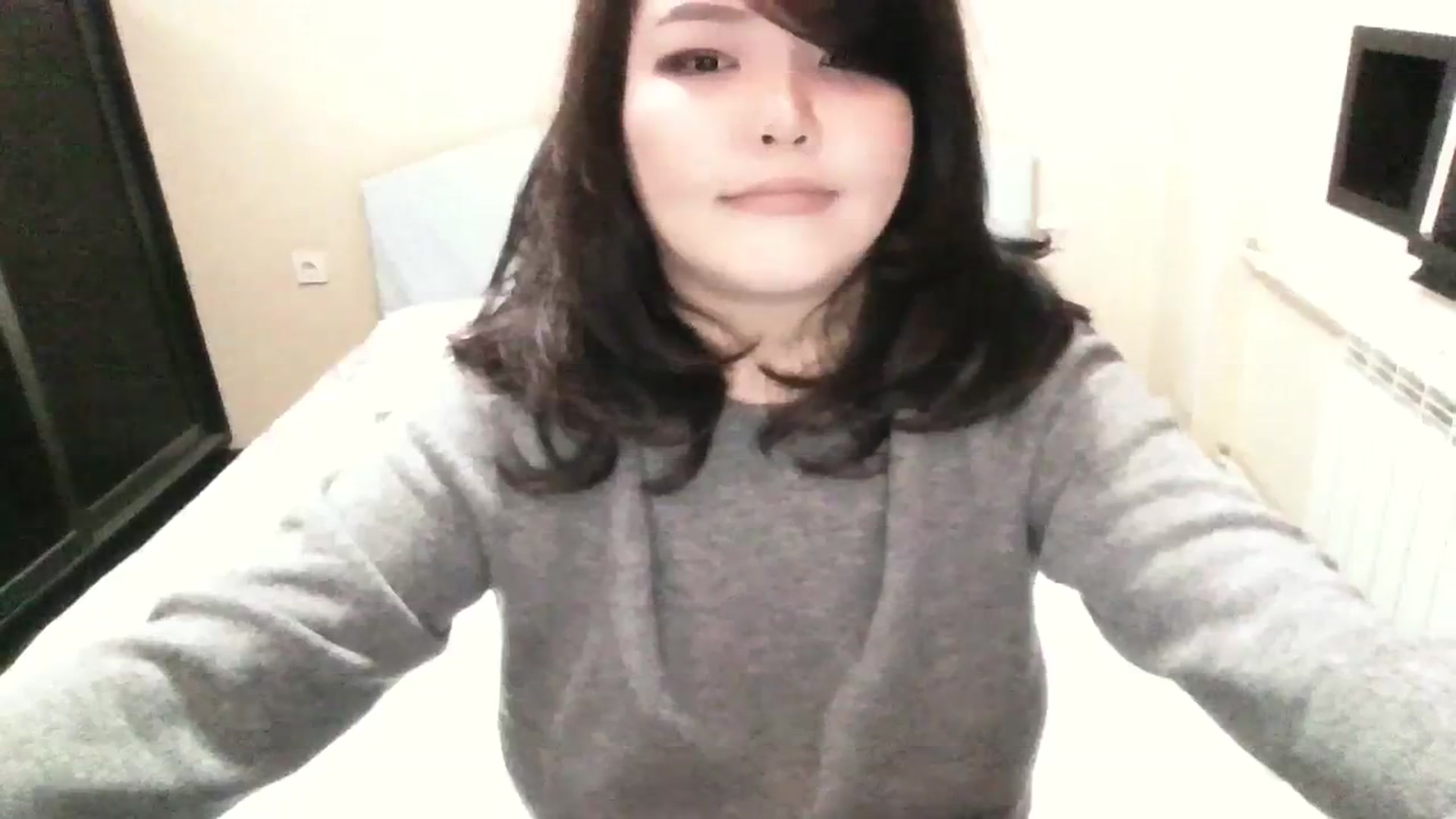 Gallery image thumbnail from AmaiChan's myfreecams stream on, 09/17/2023, 23:38 image 5 of 20