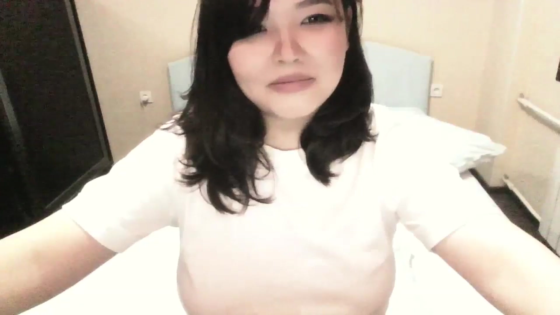 Gallery image thumbnail from AmaiSan's myfreecams stream on, 08/13/2023, 18:18 image 8 of 20