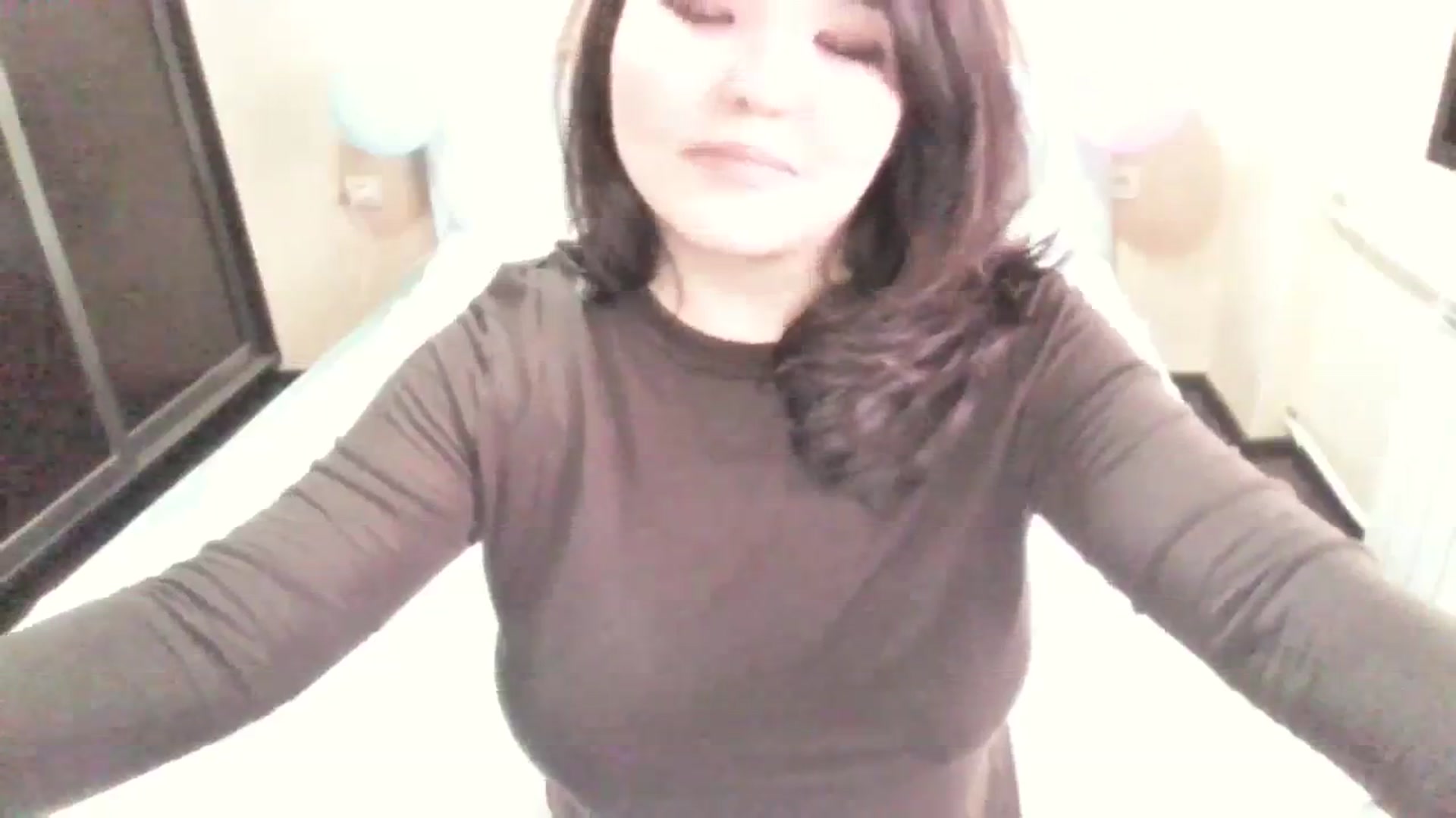 Gallery image thumbnail from AmaiSan's myfreecams stream on, 10/06/2023, 06:54 image 6 of 20