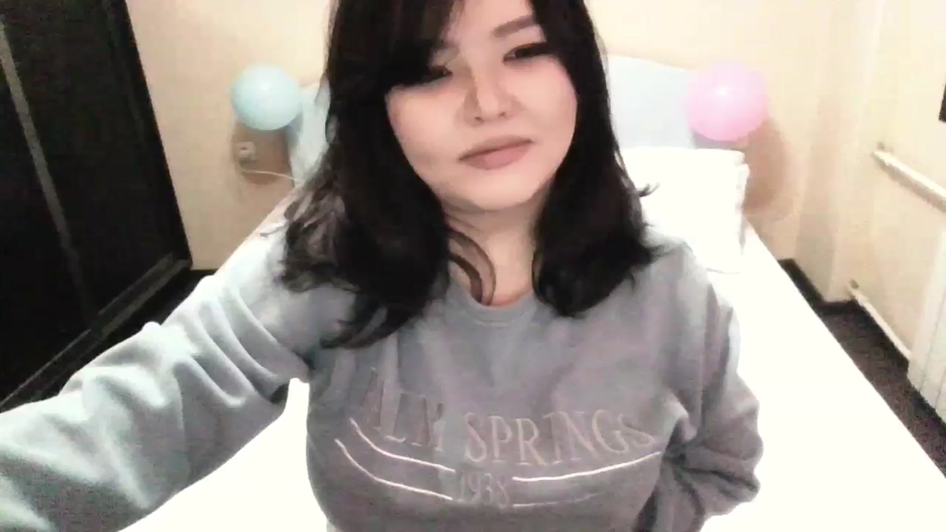 Gallery image thumbnail from AmaiSan's myfreecams stream on, 10/07/2023, 06:53 image 18 of 20