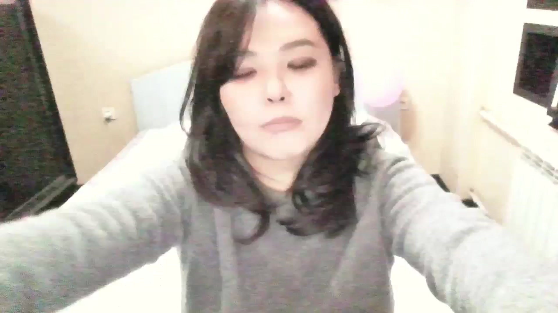 Gallery image thumbnail from AmaiSan's myfreecams stream on, 10/12/2023, 19:32 image 20 of 20