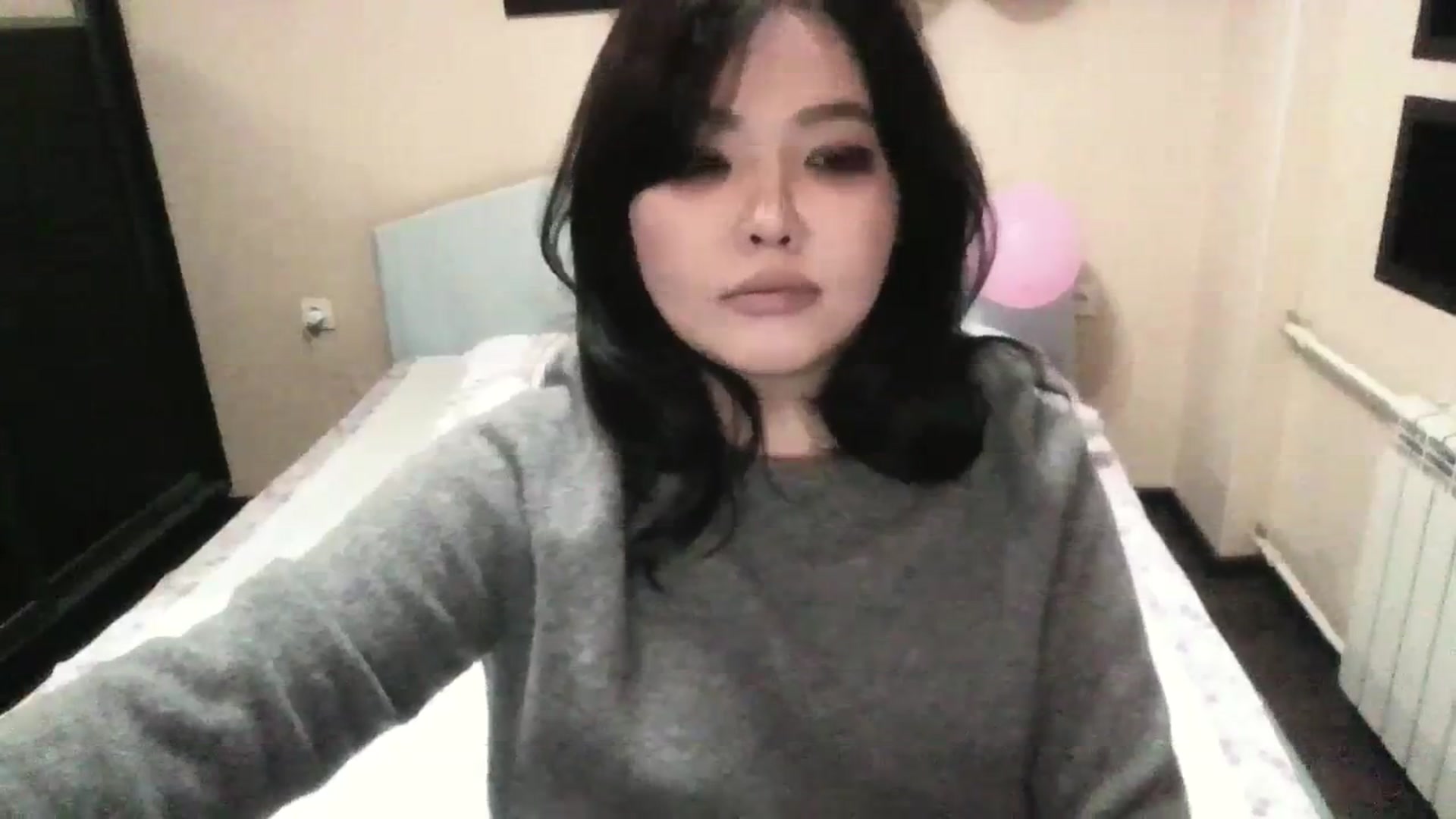 Gallery image thumbnail from AmaiSan's myfreecams stream on, 10/12/2023, 19:32 image 5 of 20