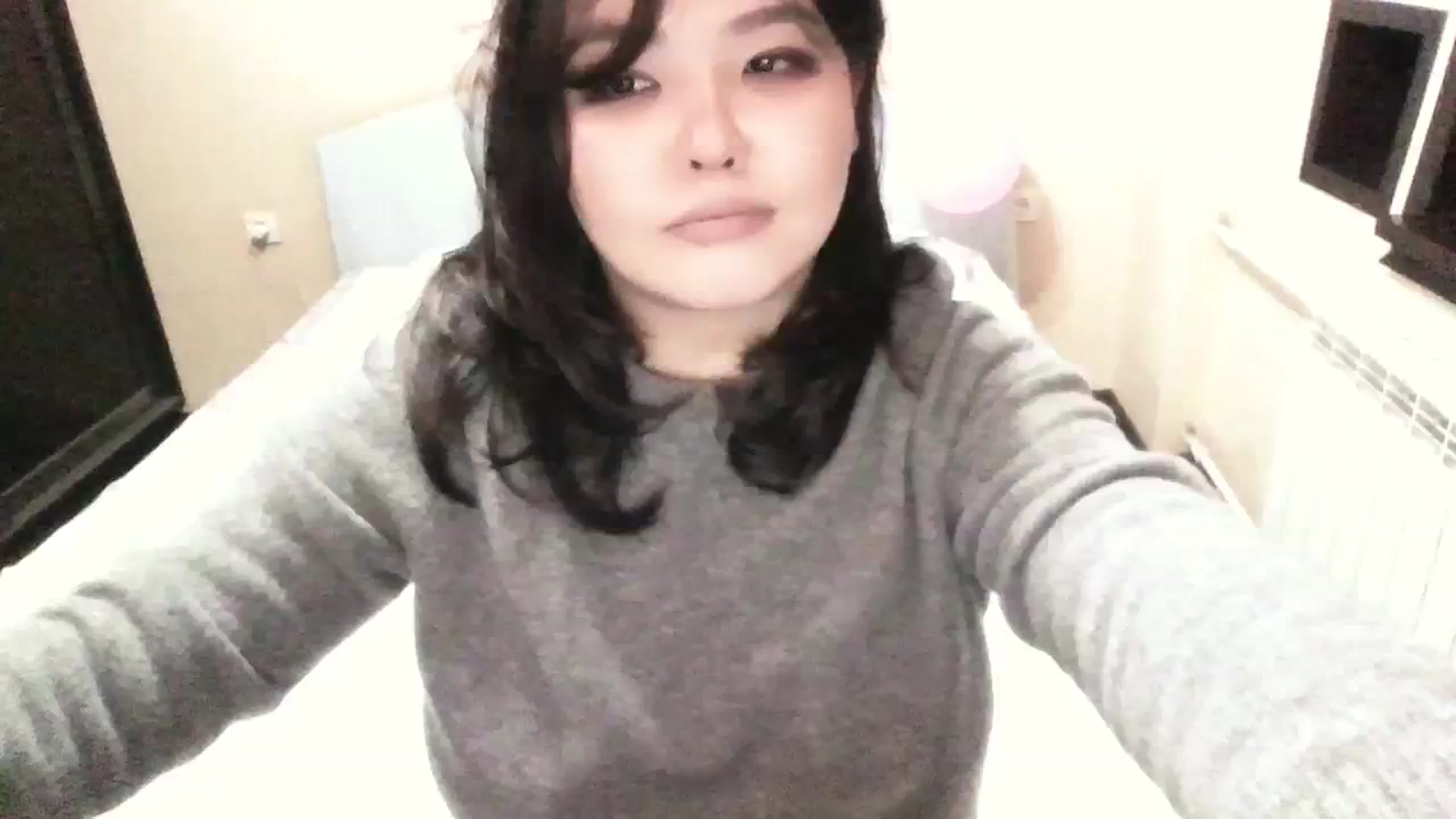 Gallery image thumbnail from AmaiSan's myfreecams stream on, 10/12/2023, 20:40 image 4 of 20
