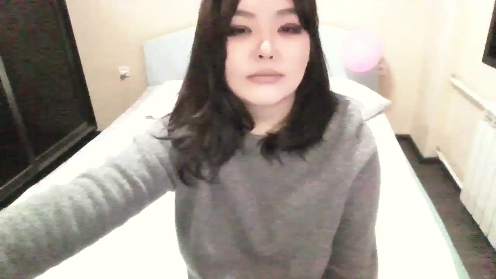 Gallery image thumbnail from AmaiSan's myfreecams stream on, 10/13/2023, 05:10 image 11 of 20