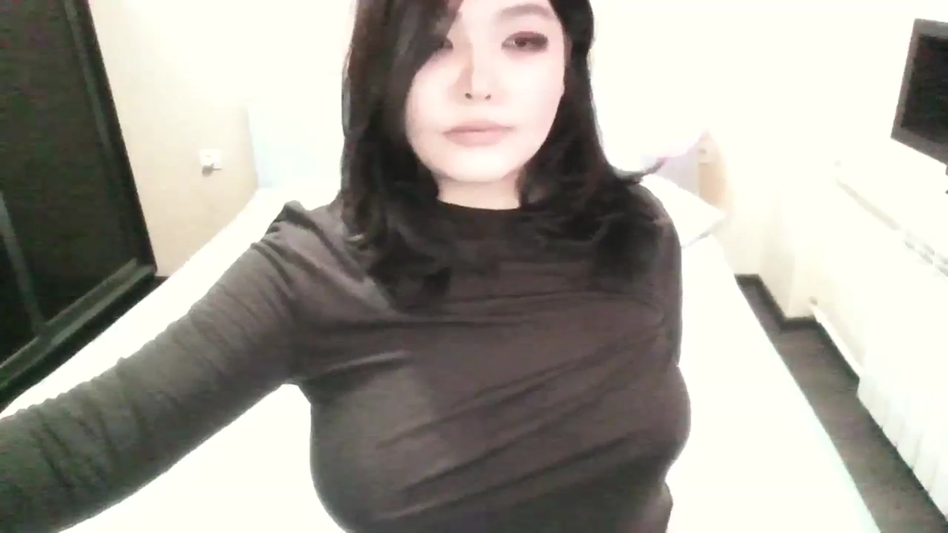 Gallery image thumbnail from AmaiSan's myfreecams stream on, 10/13/2023, 05:10 image 17 of 20
